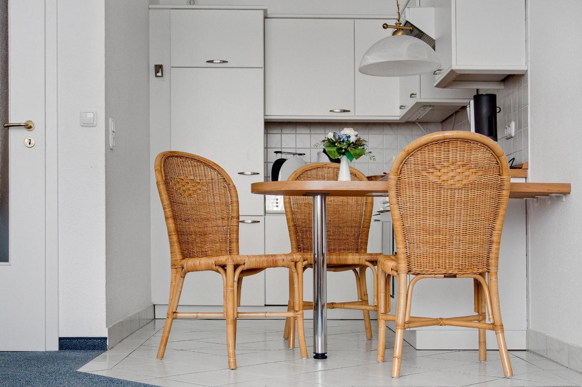 Two-Room Apartment Land Side