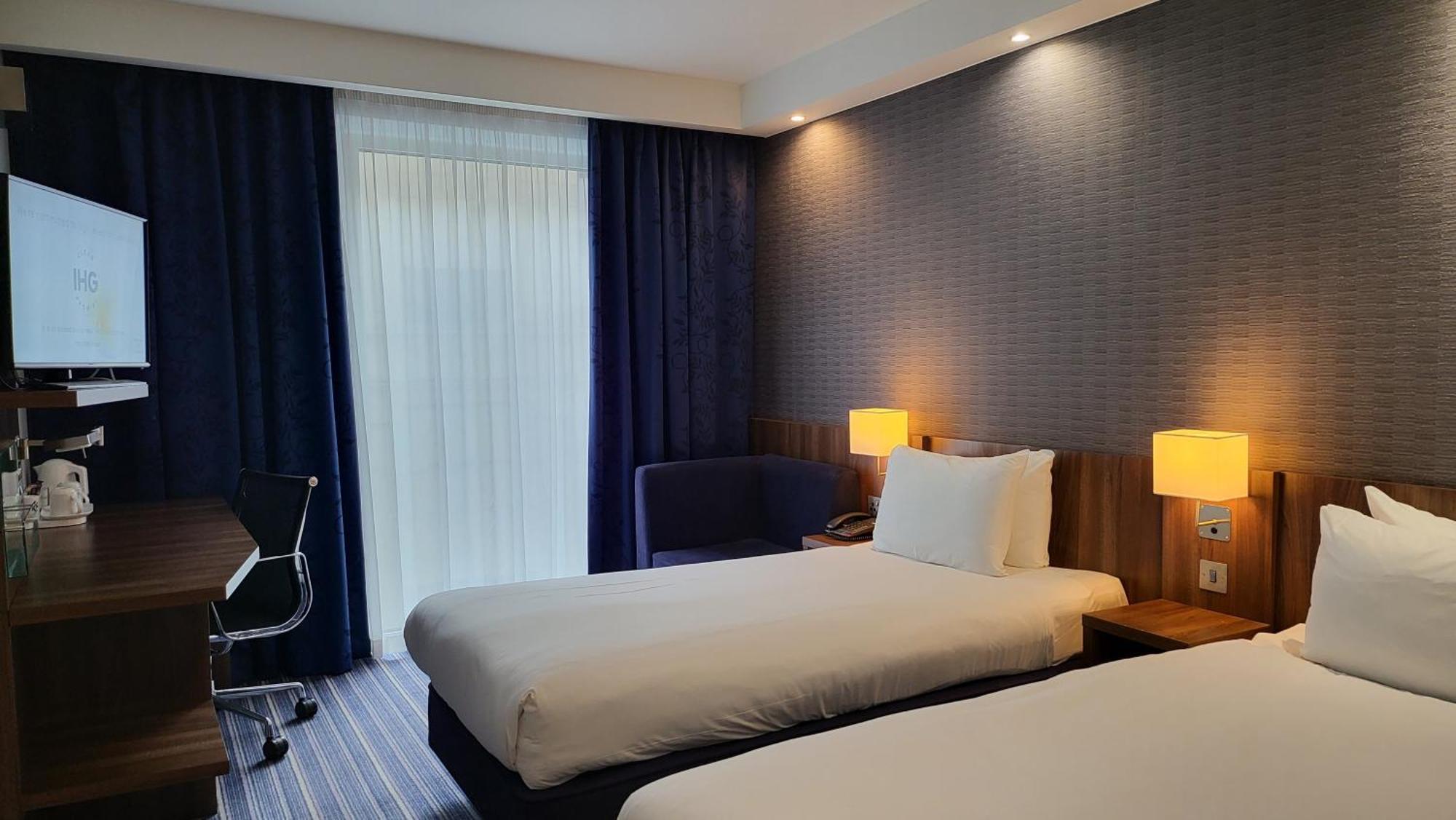Standard Twin Room Hot