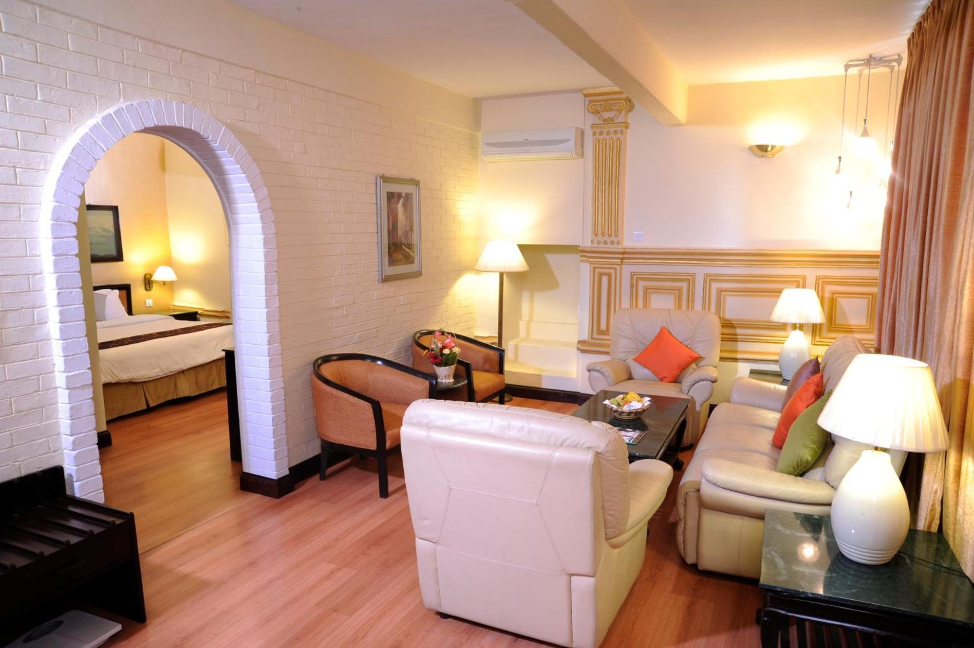 Heritage Suite Airport Transfers Early Check & Late Check-out by 2 Hrs