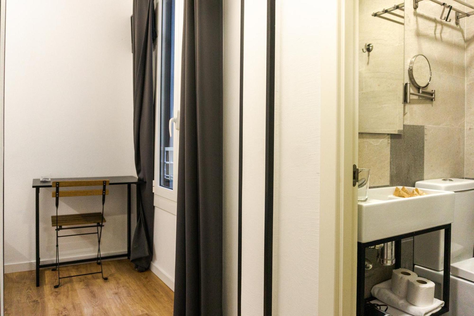 Small Twin Room