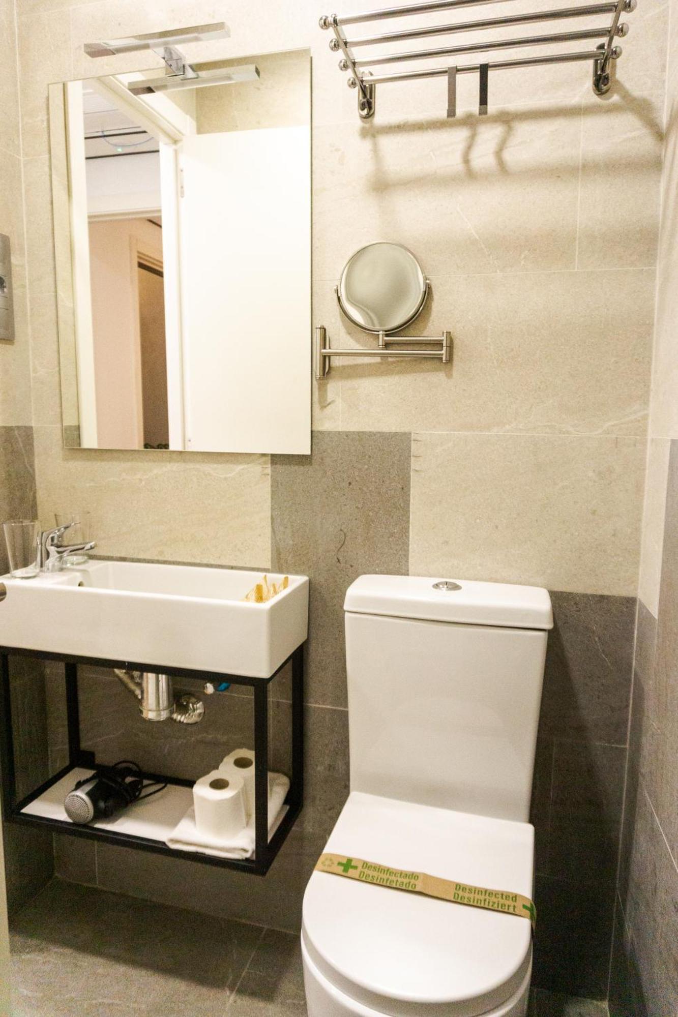 Small Twin Room