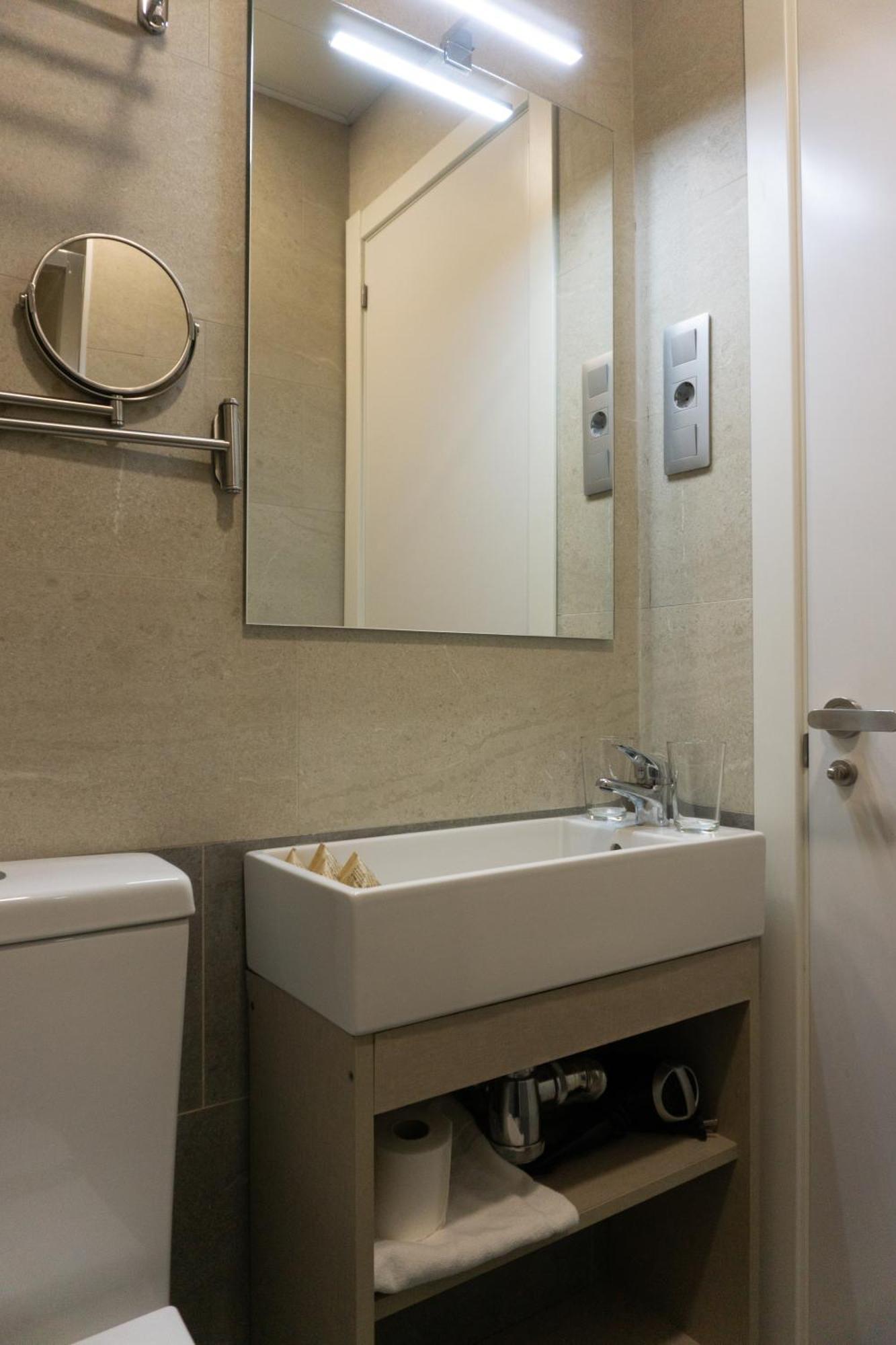 Small Twin Room