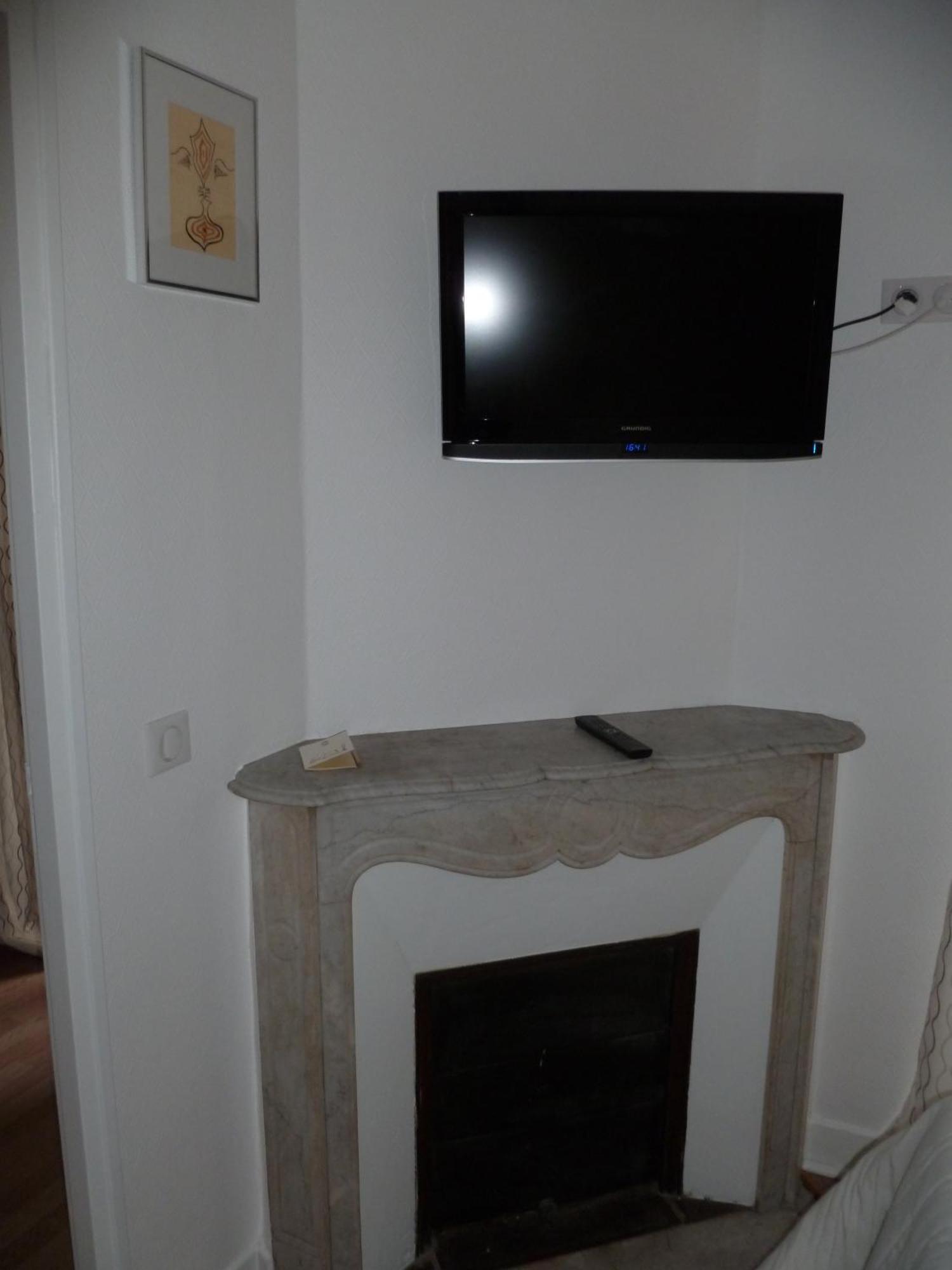 Suite,1580509429:JPEG