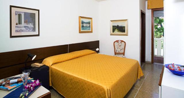 Economy Double or Twin Room,1580539809:JPEG