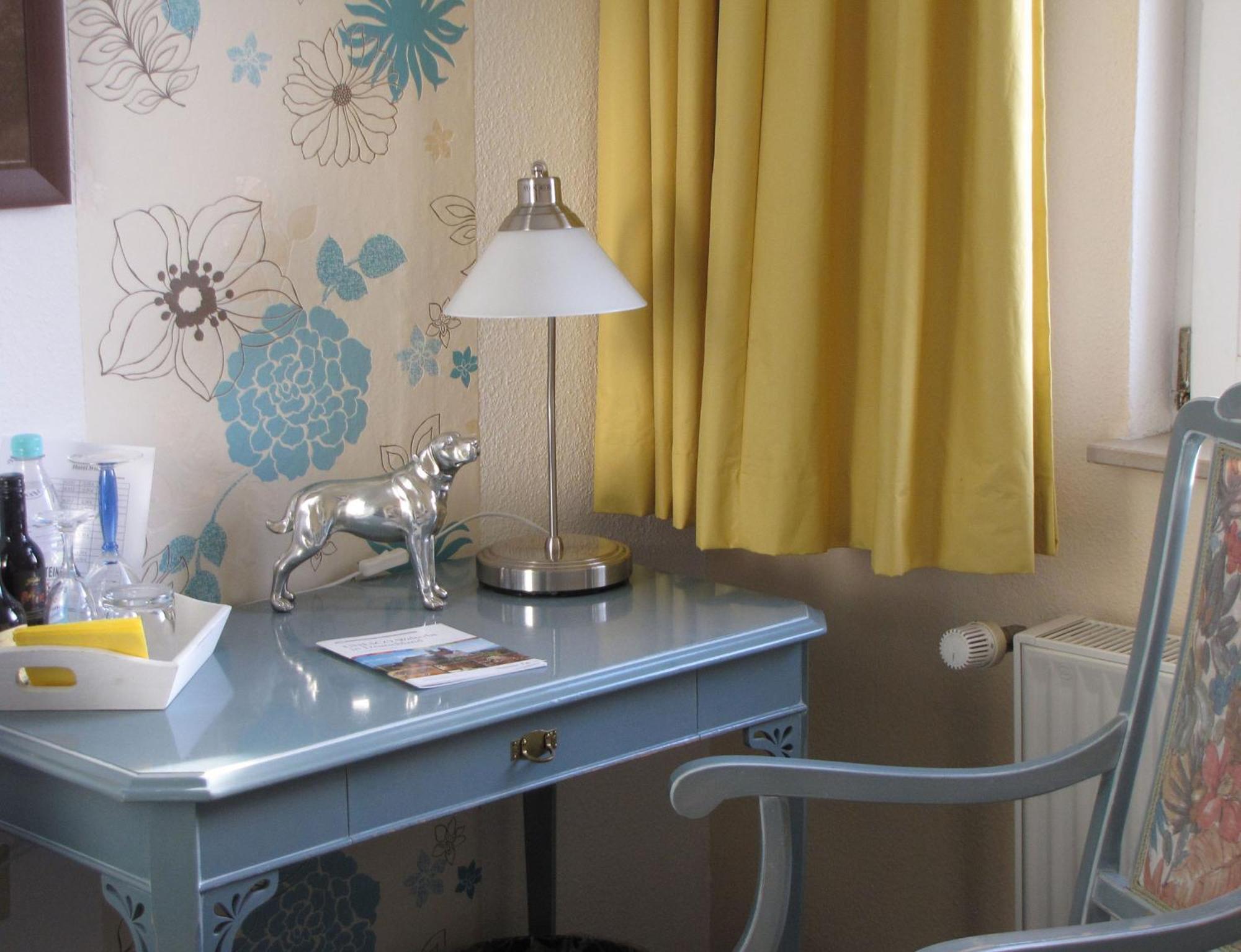 Comfort Single Room