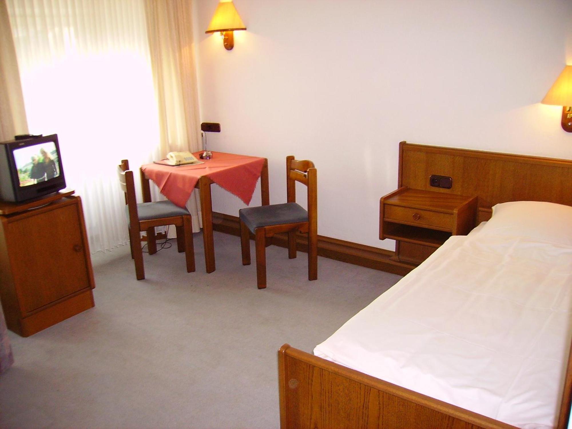 Comfort Single Room