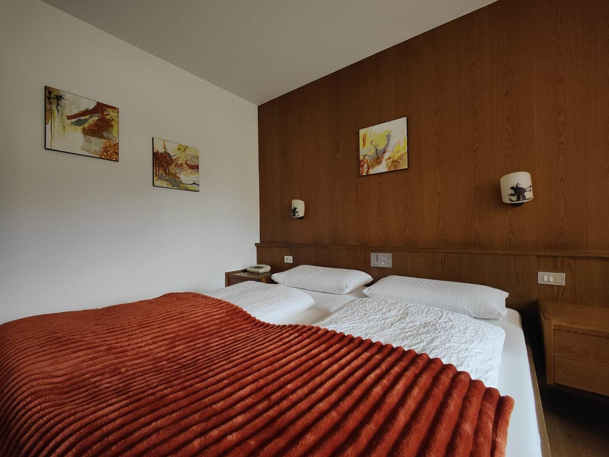 Double Room,1580675701:JPEG