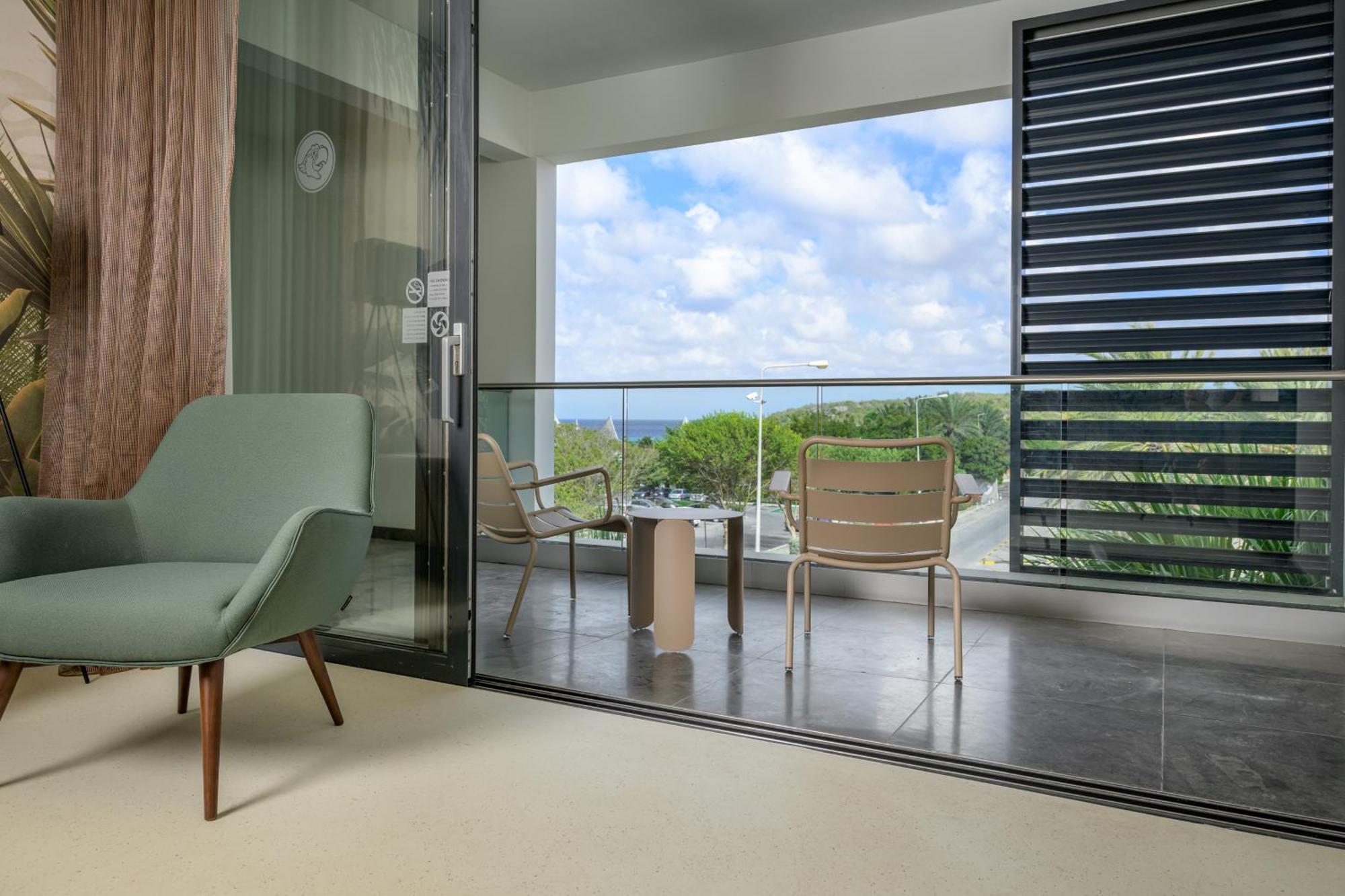 King Room Boulevard View