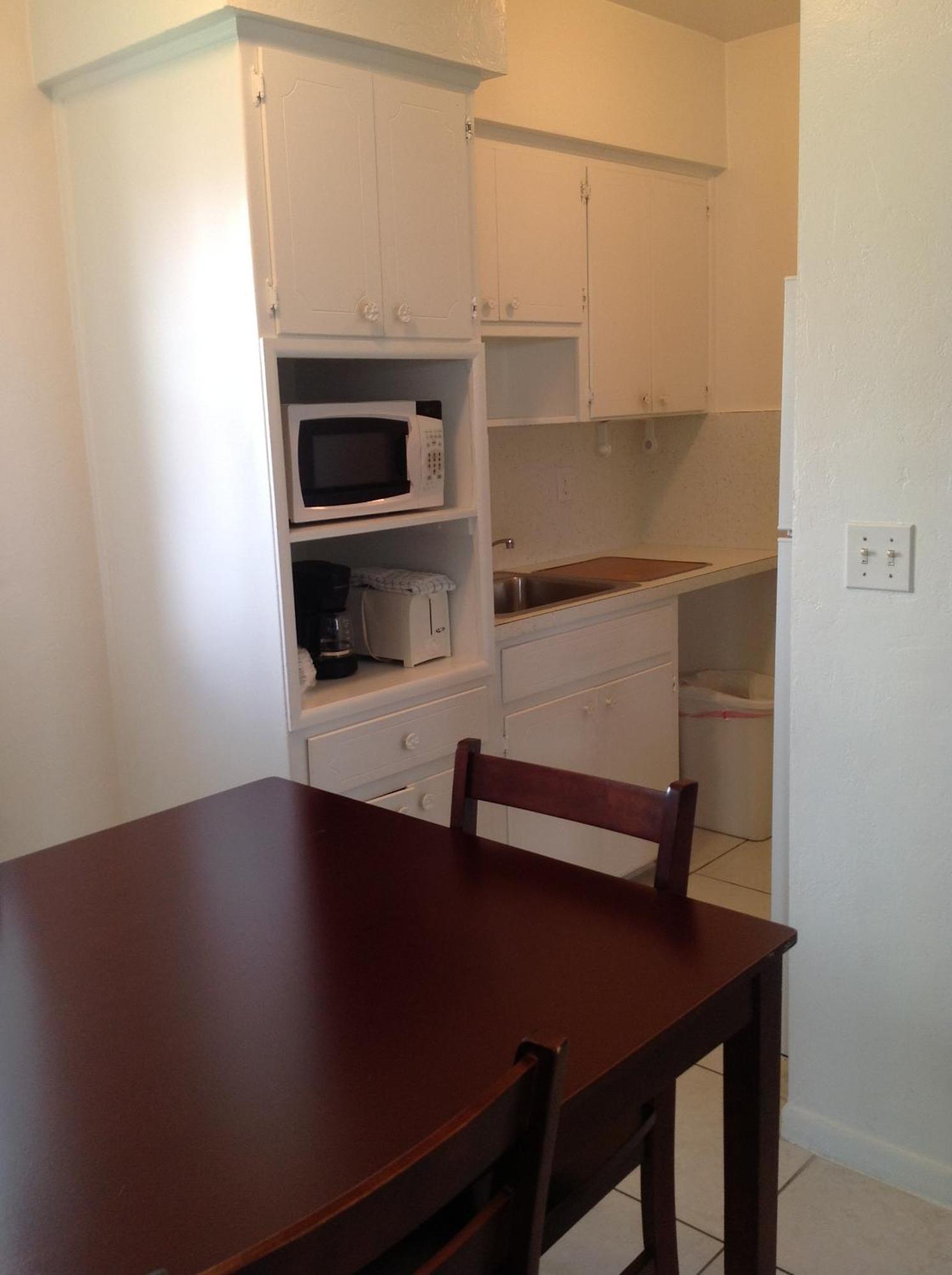 One-Bedroom King Suite,1580445479:JPEG