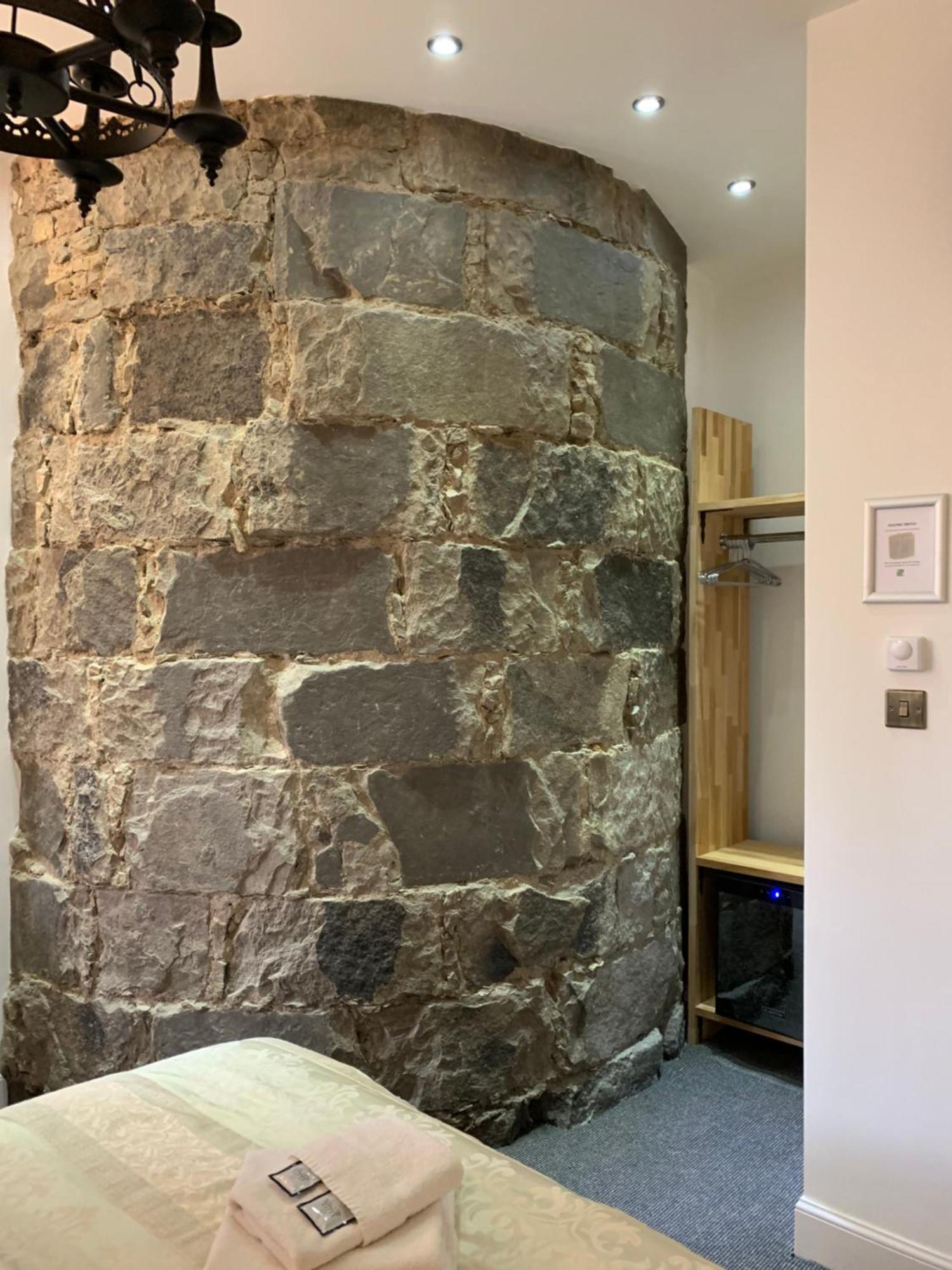 Inner Courtyard View Suite Toom Tabard