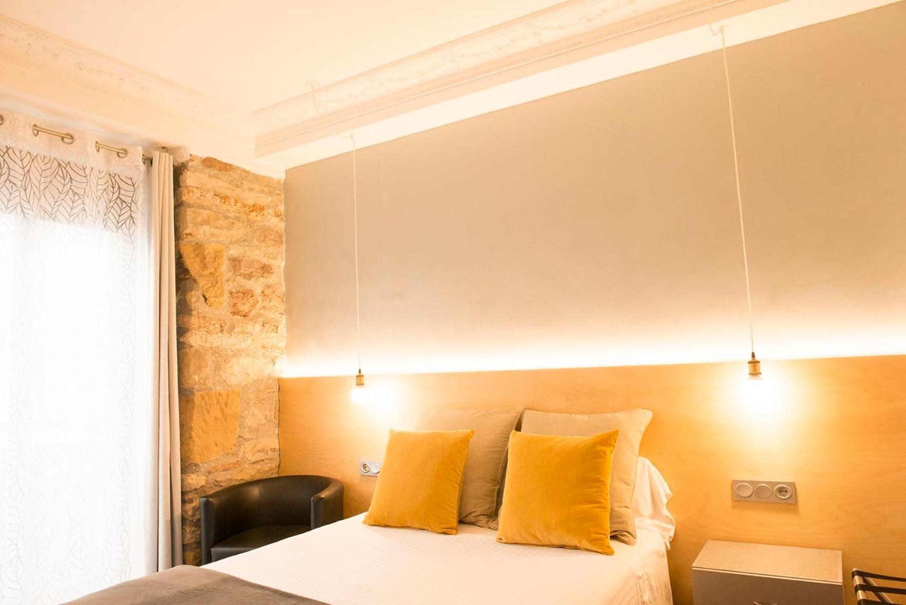 Double Room,1580932993:JPEG