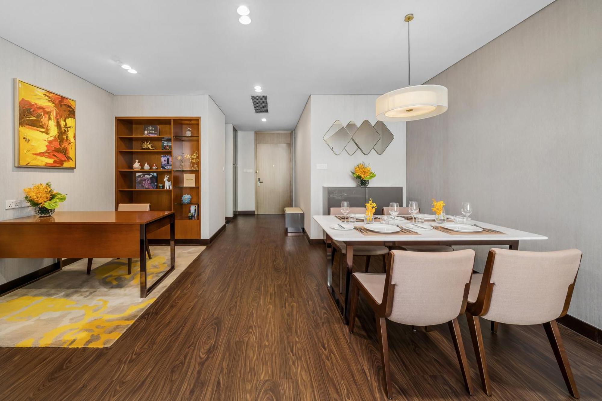 Grand Two Bedroom one-time Complimentary Minibar
