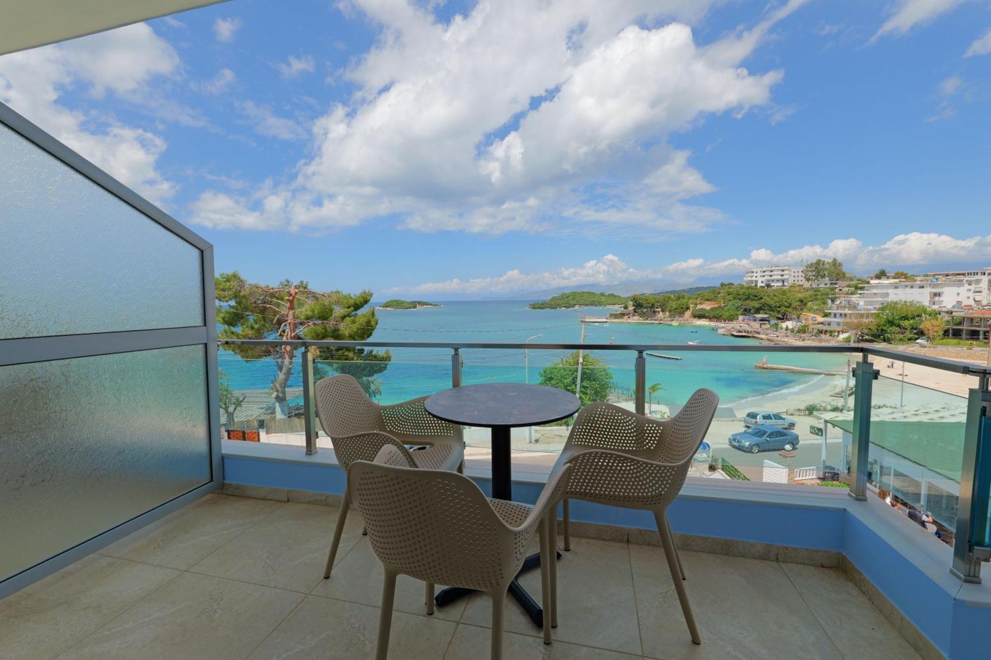Triple Room Sea View