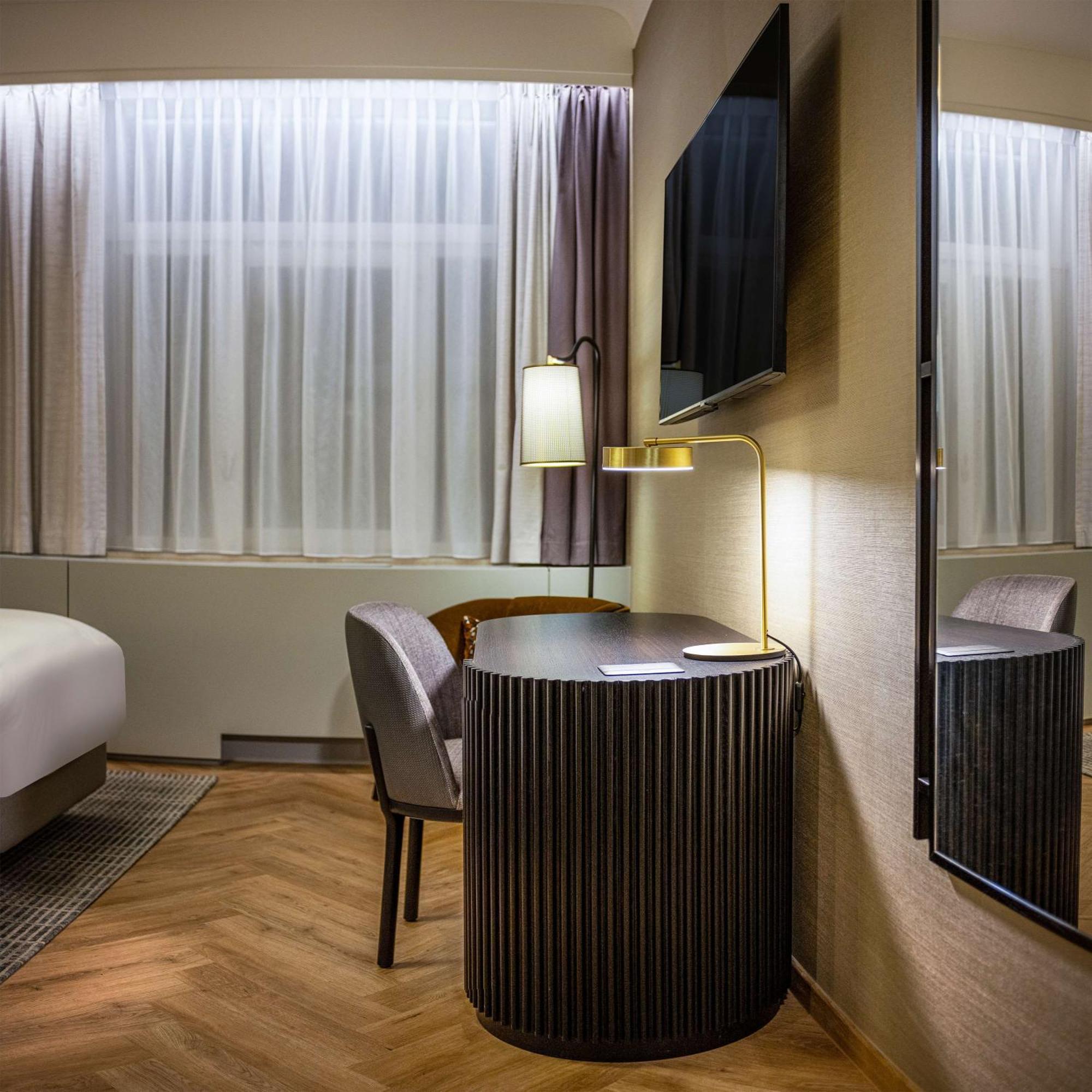 King Guest Room