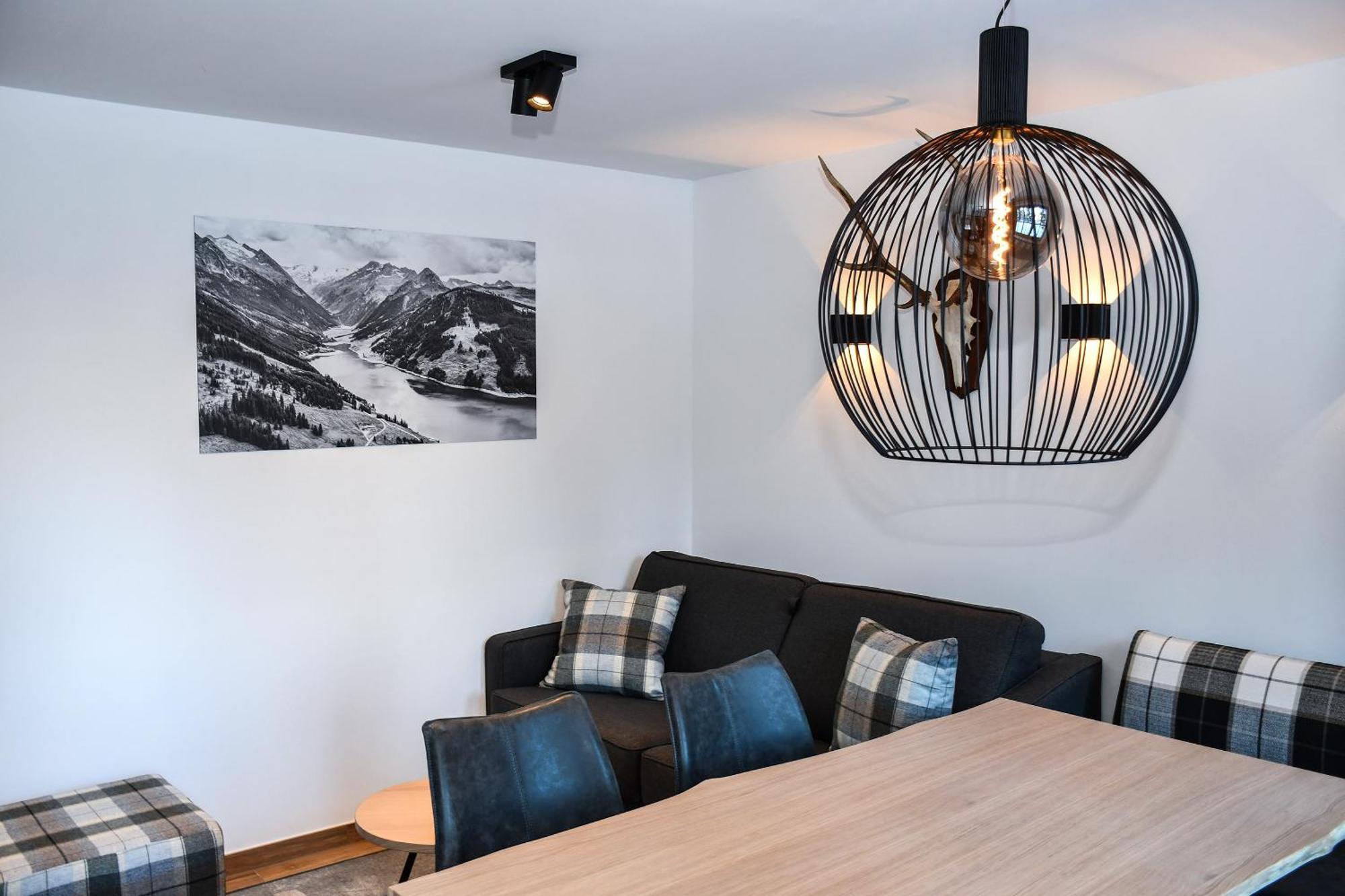 Two-Bedroom Apartment,1583089837:JPEG
