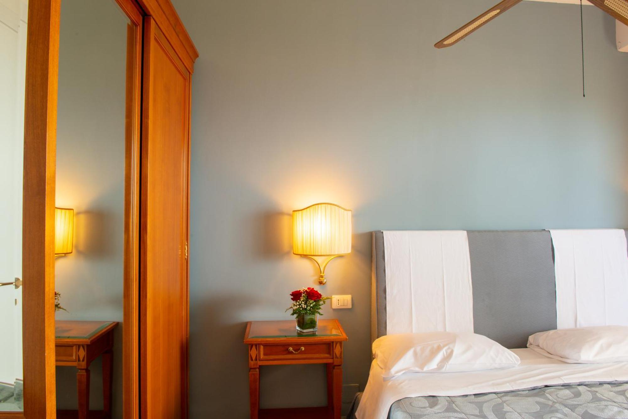 Deluxe Double Room Balcony Sea View