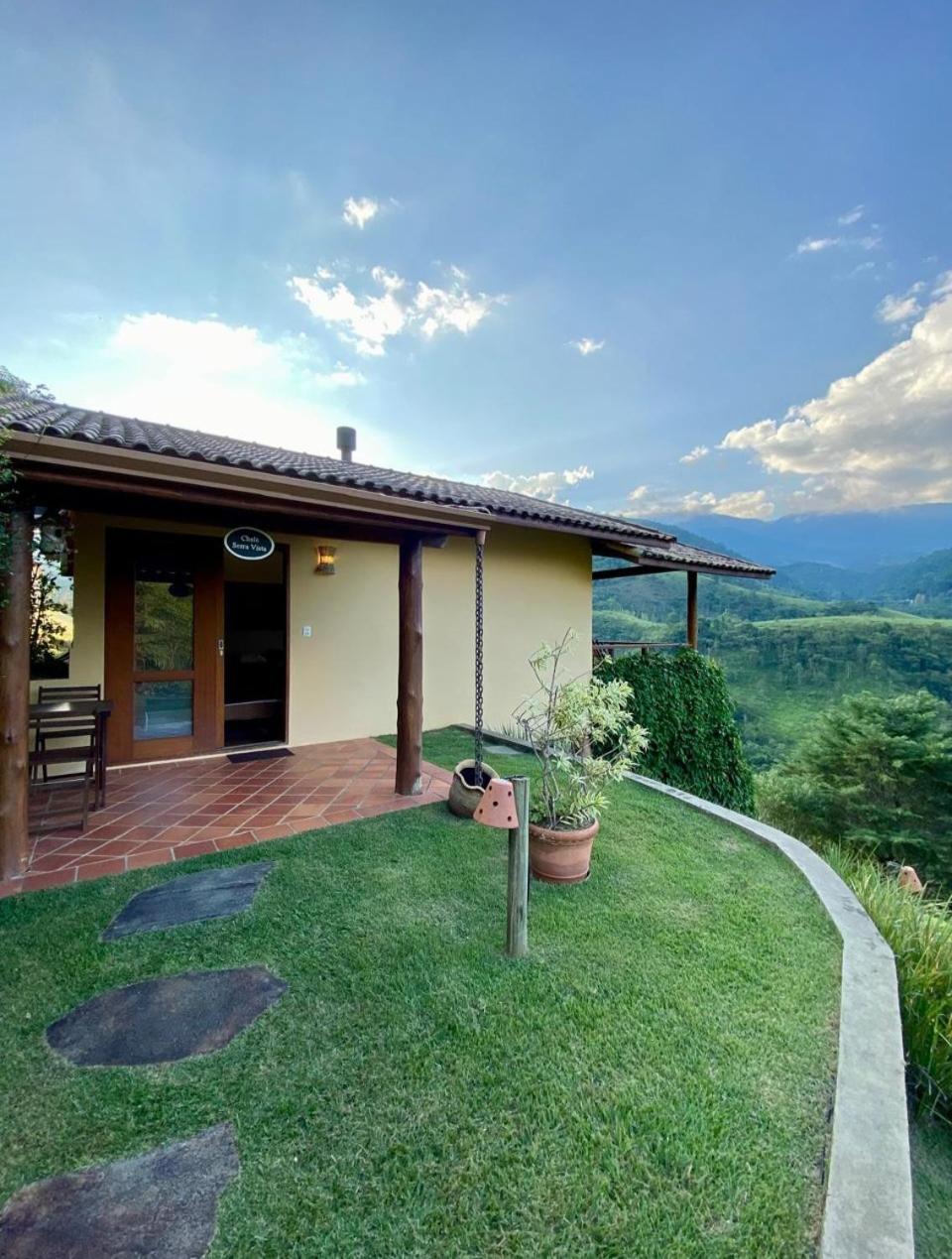 Deluxe Bungalow,1583141093:JPEG