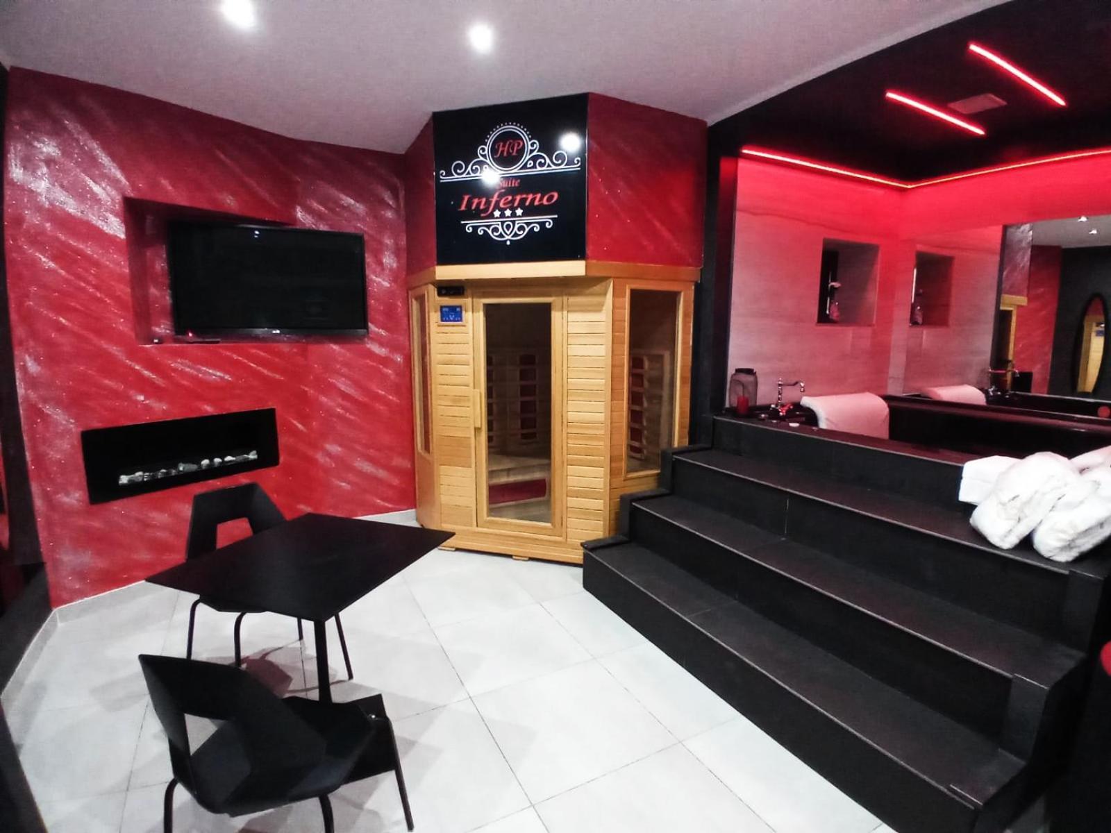 King Suite Spa Bath