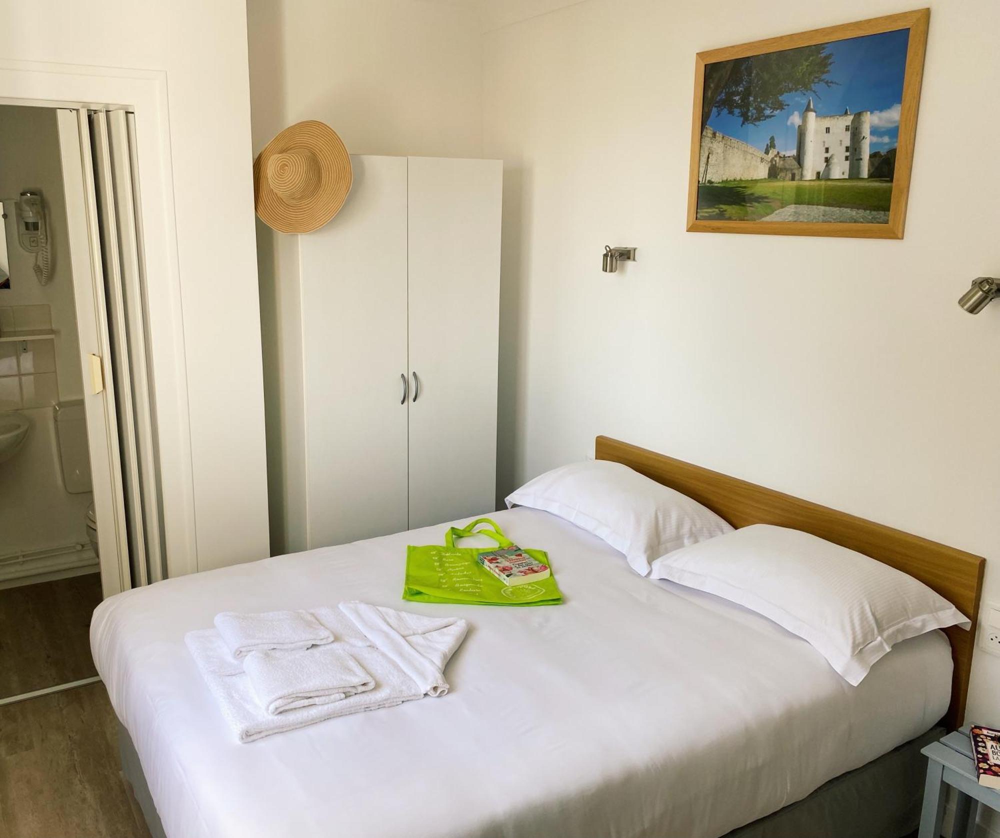 Double Room Shared Shower,1583658590:JPEG