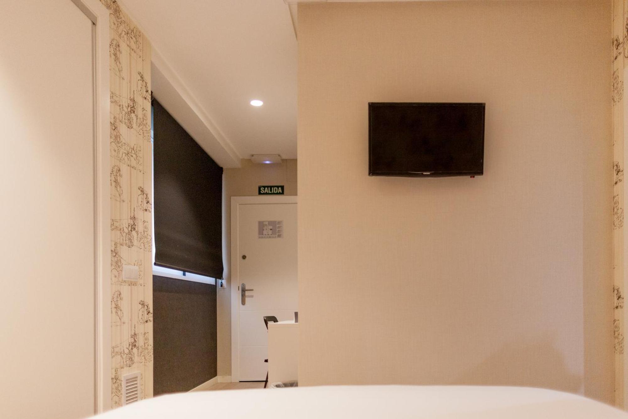 Double Standard Interior Room