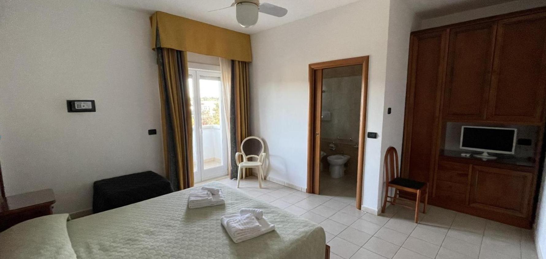 Double or Twin Room Garden View