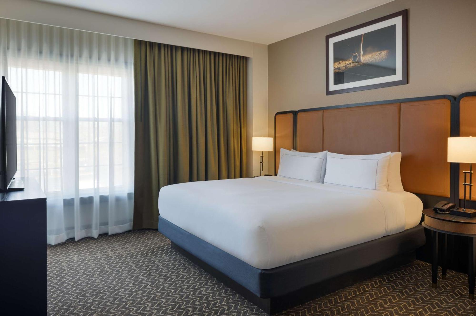Two-Room King Suite Atrium or Exterior View