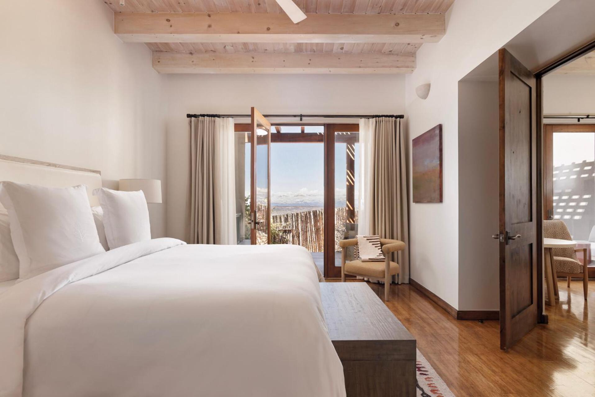 One Bedroom Encantado King Suite Accessible