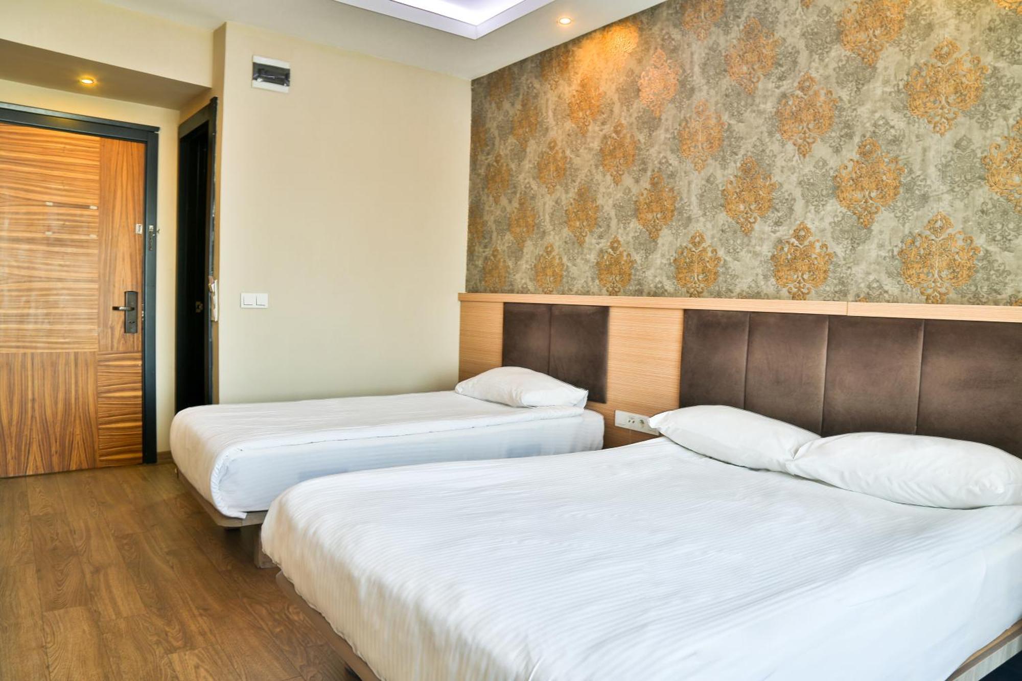 Budget Double Room No Balcony,1584432989:JPEG
