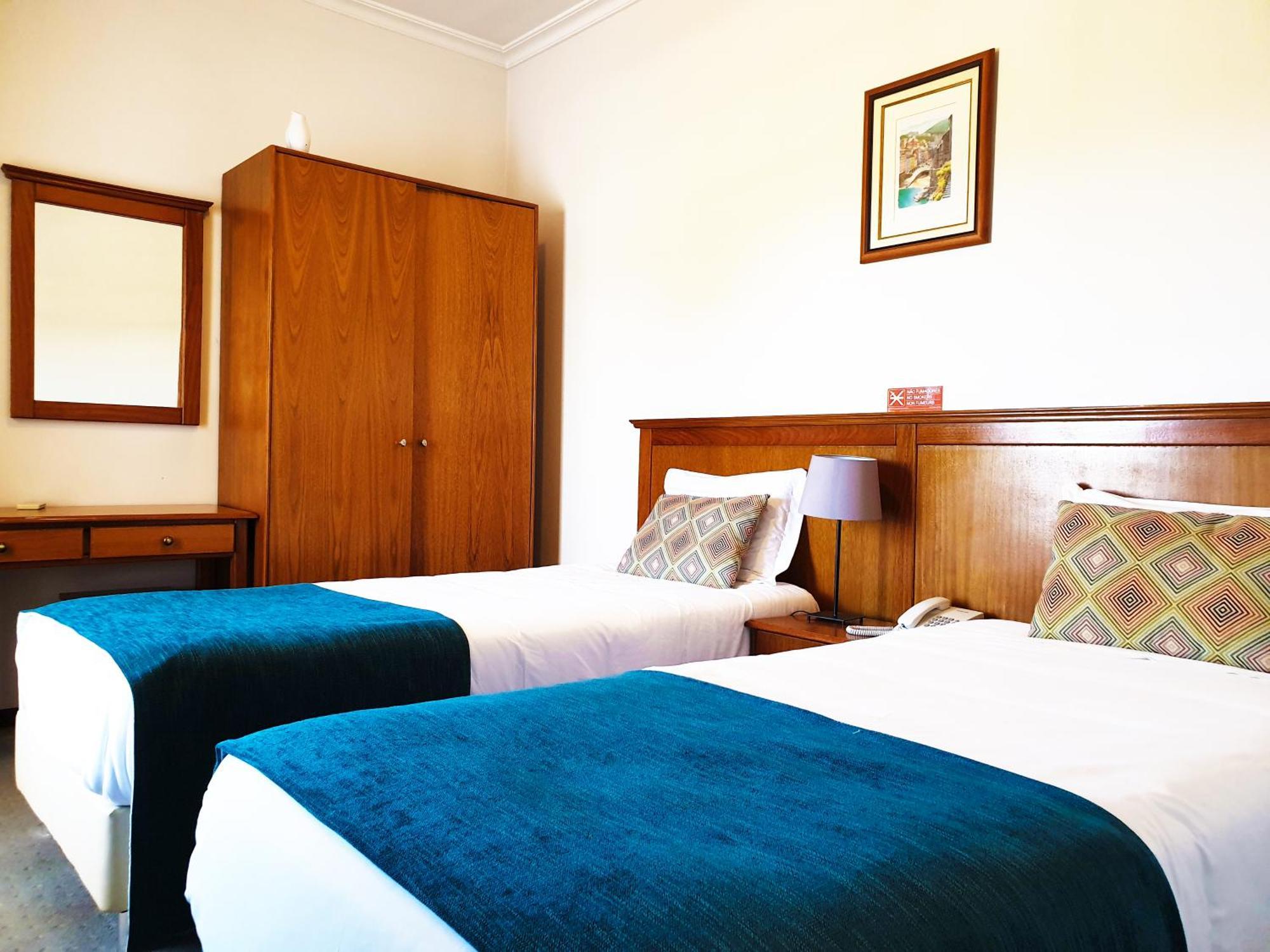 Double or Twin Room,812857737:JPEG