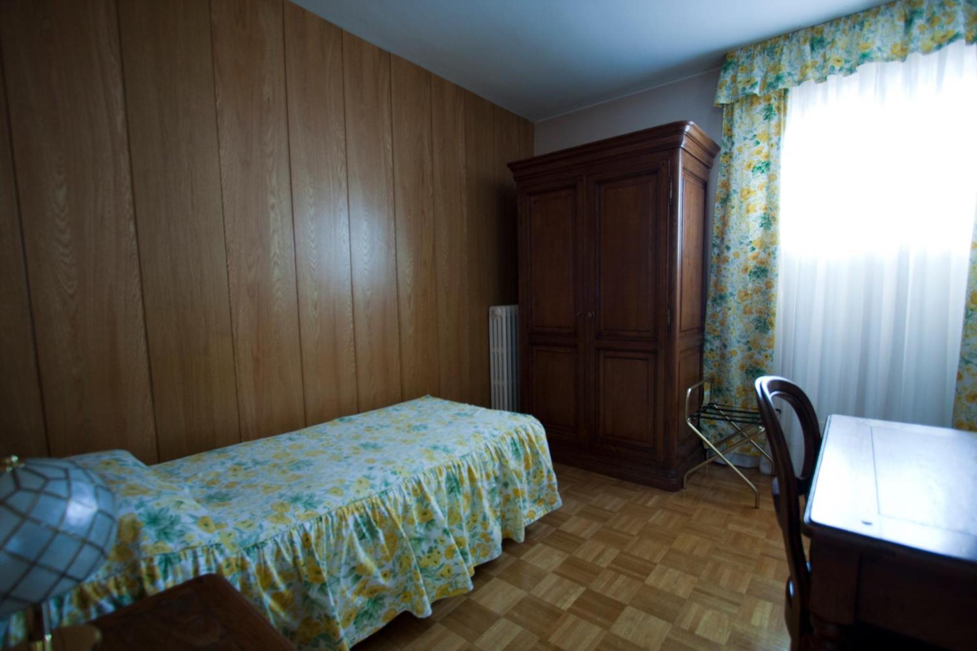 Single Room Balcony
