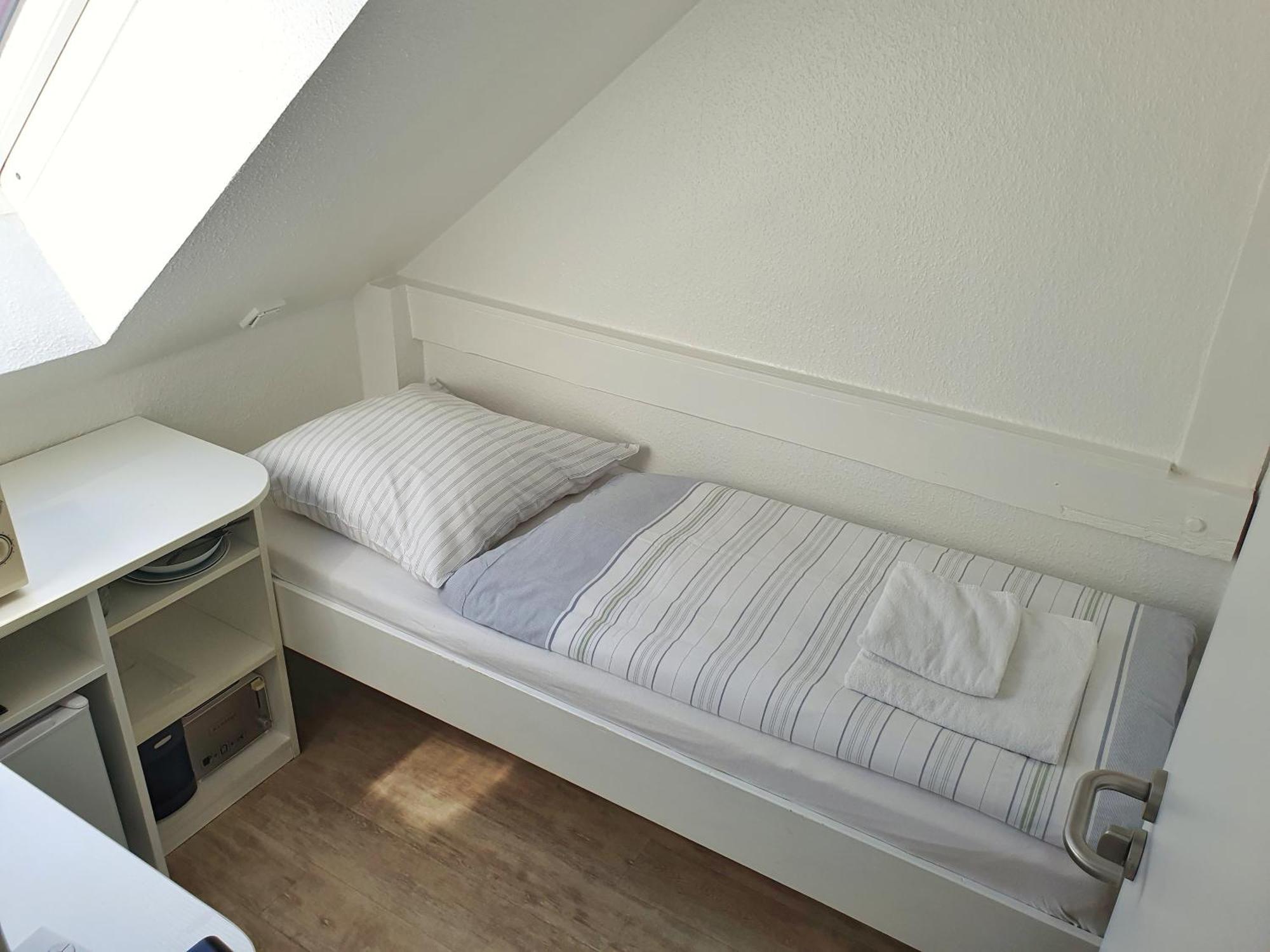 Small Single Room