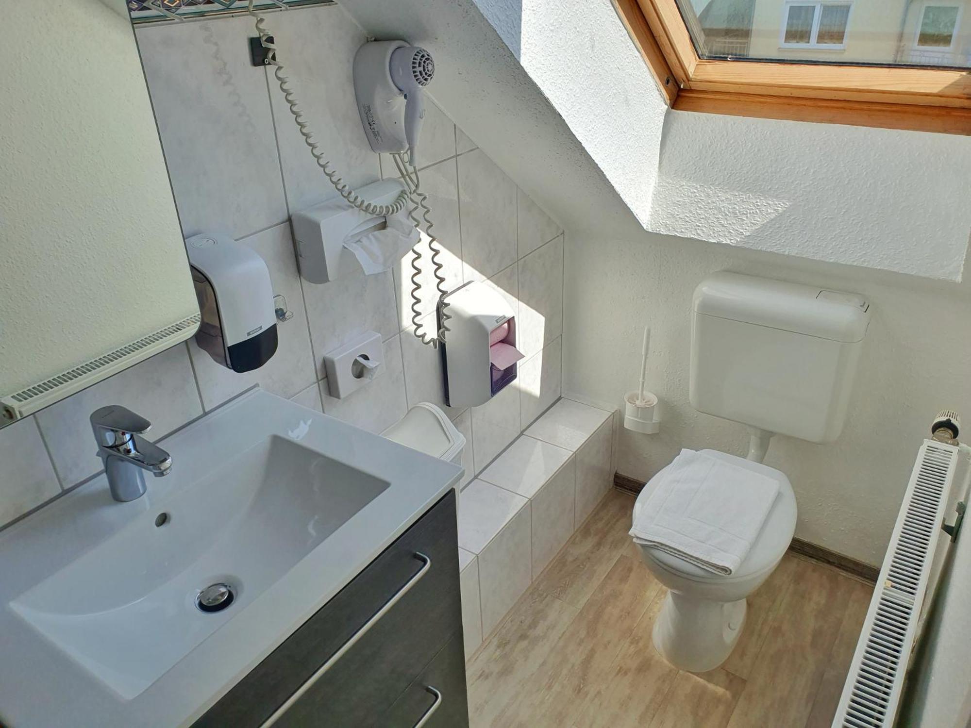 Small Single Room