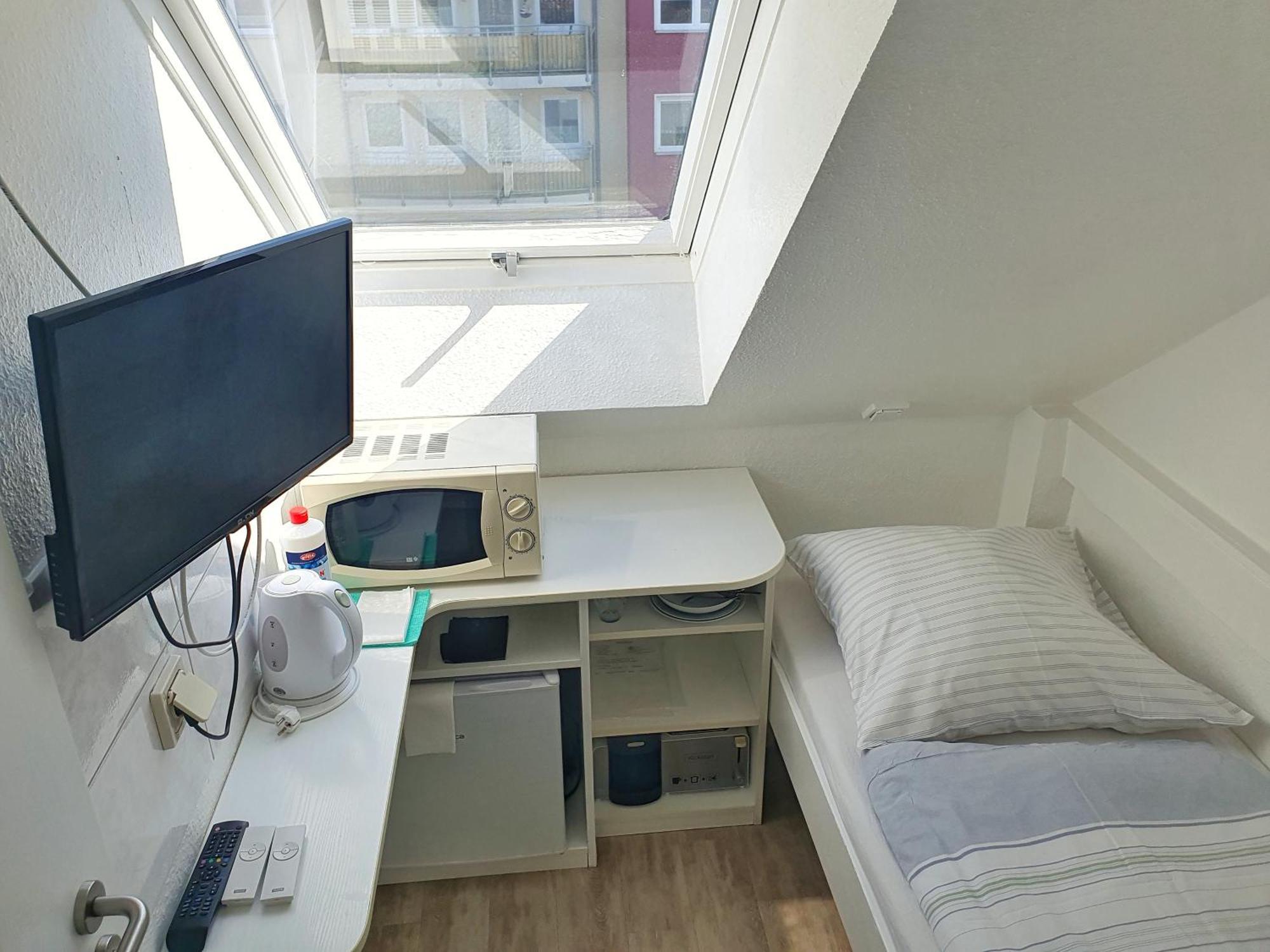 Small Single Room