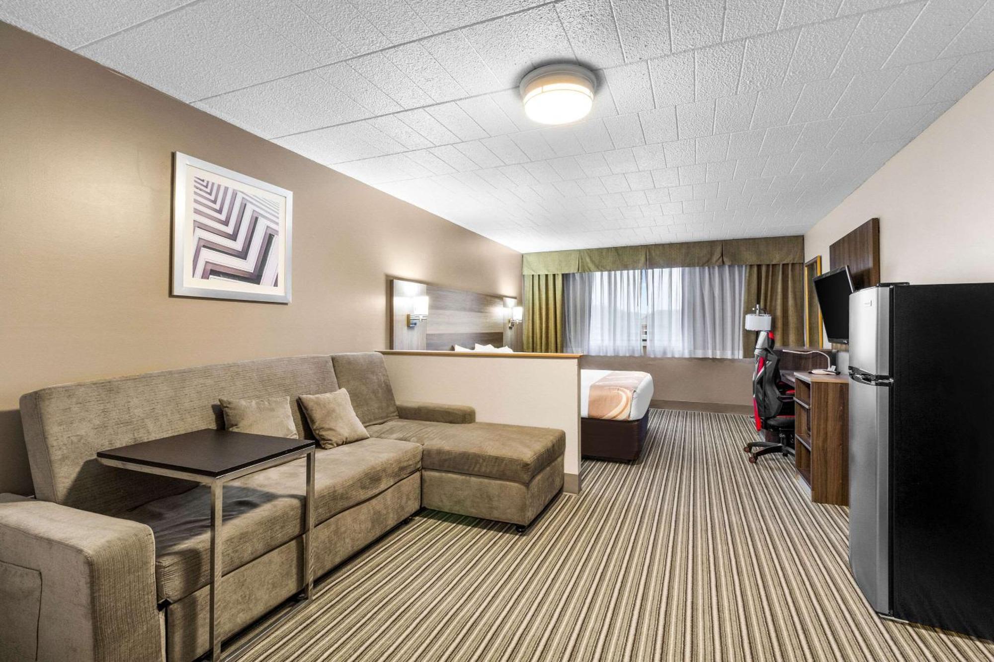 King Suite Sofa Bed,1584530482:JPEG