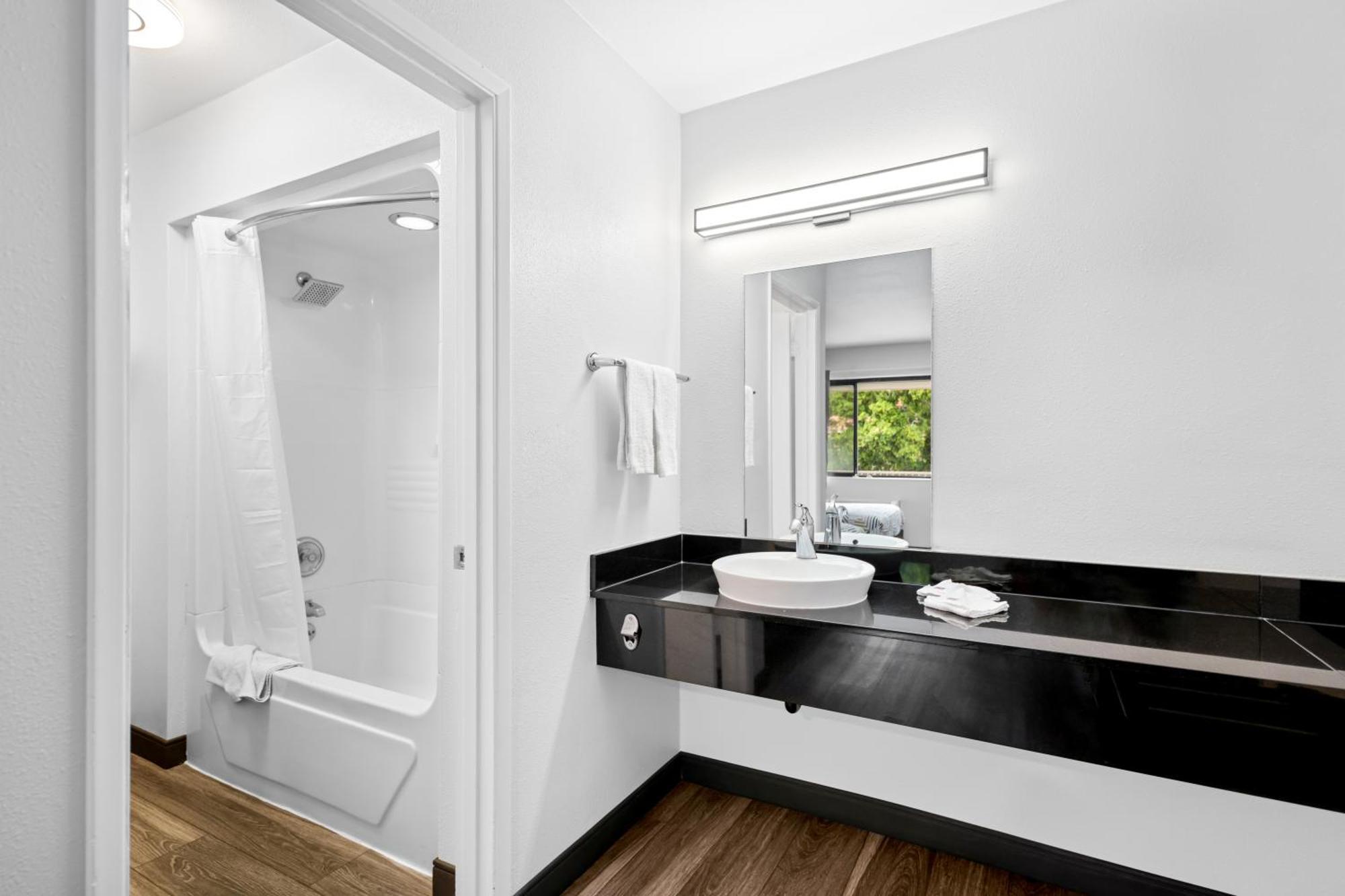Quadruple Room Non-Smoking