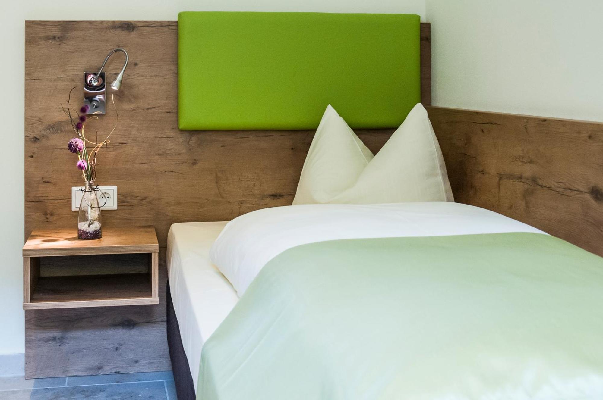 Comfort Single Room