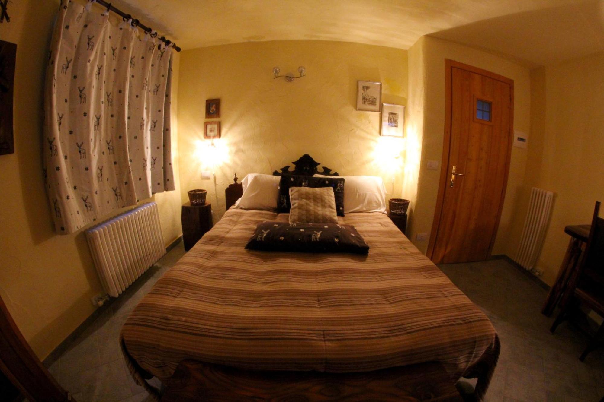 Standard Double or Twin Room,823296833:JPEG