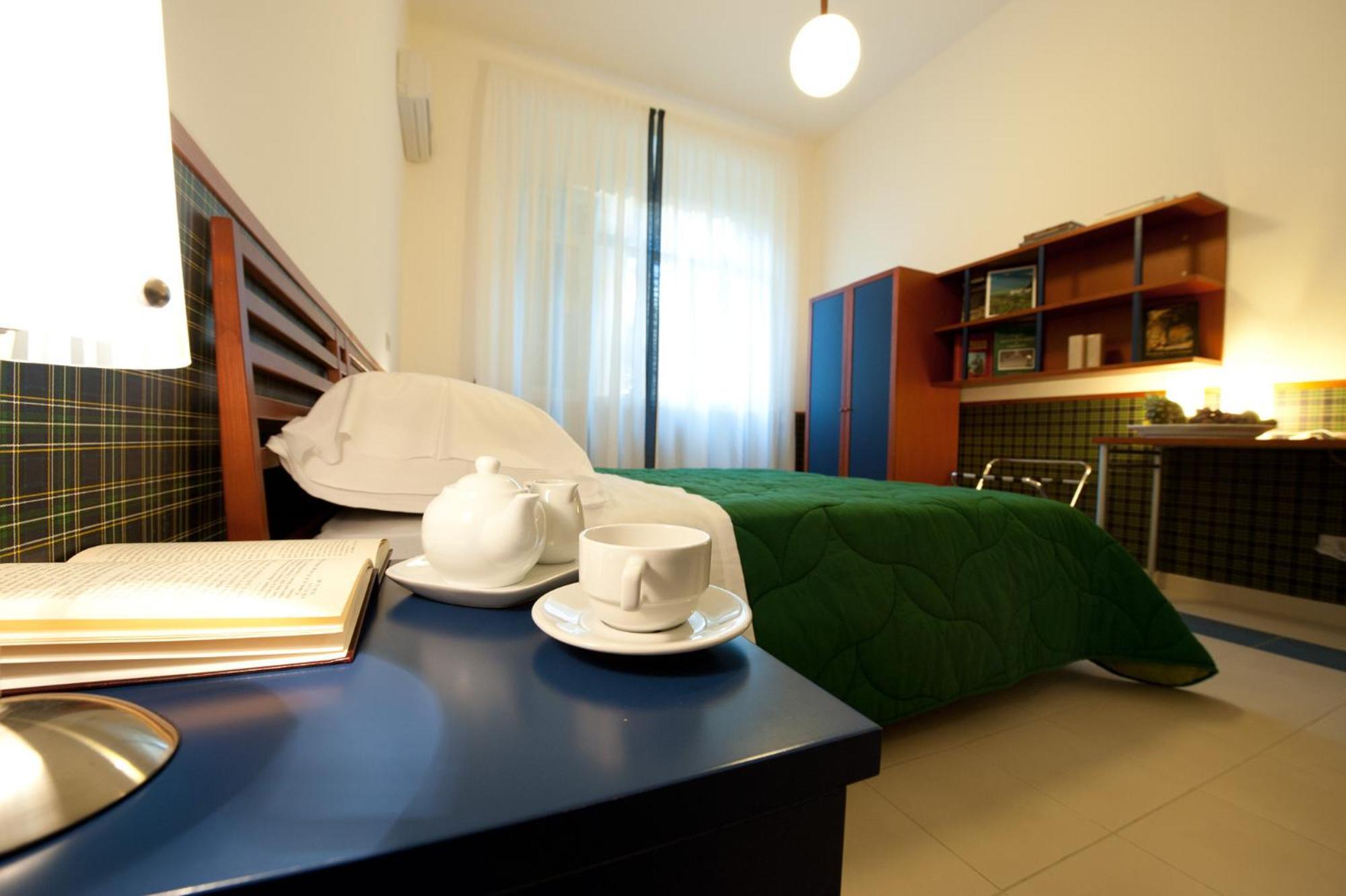 Large Double or Twin Room