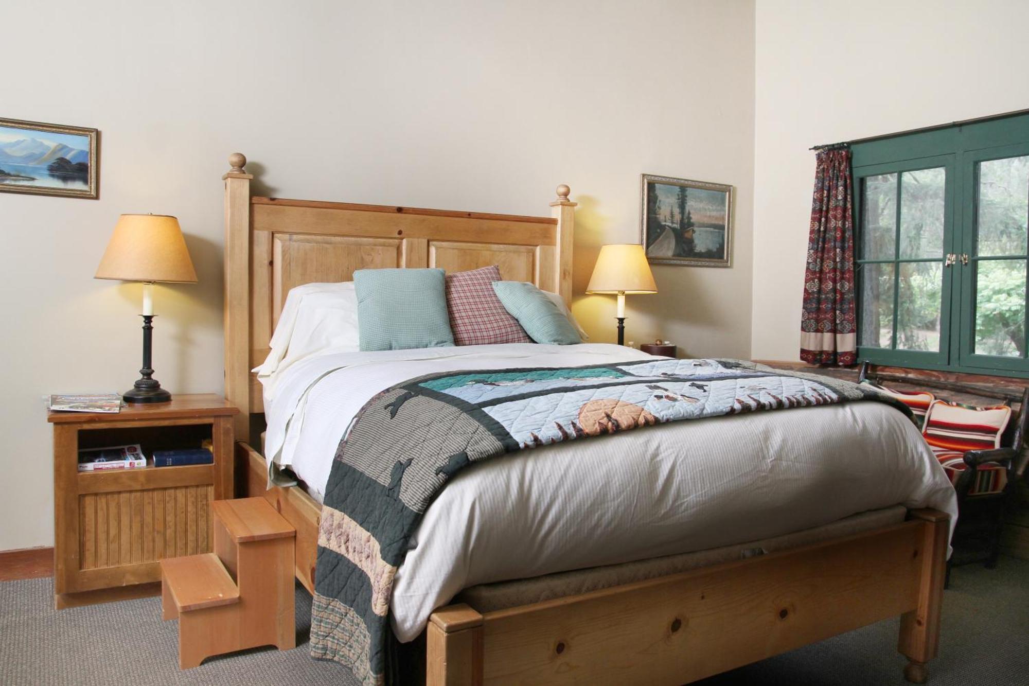 Queen Room