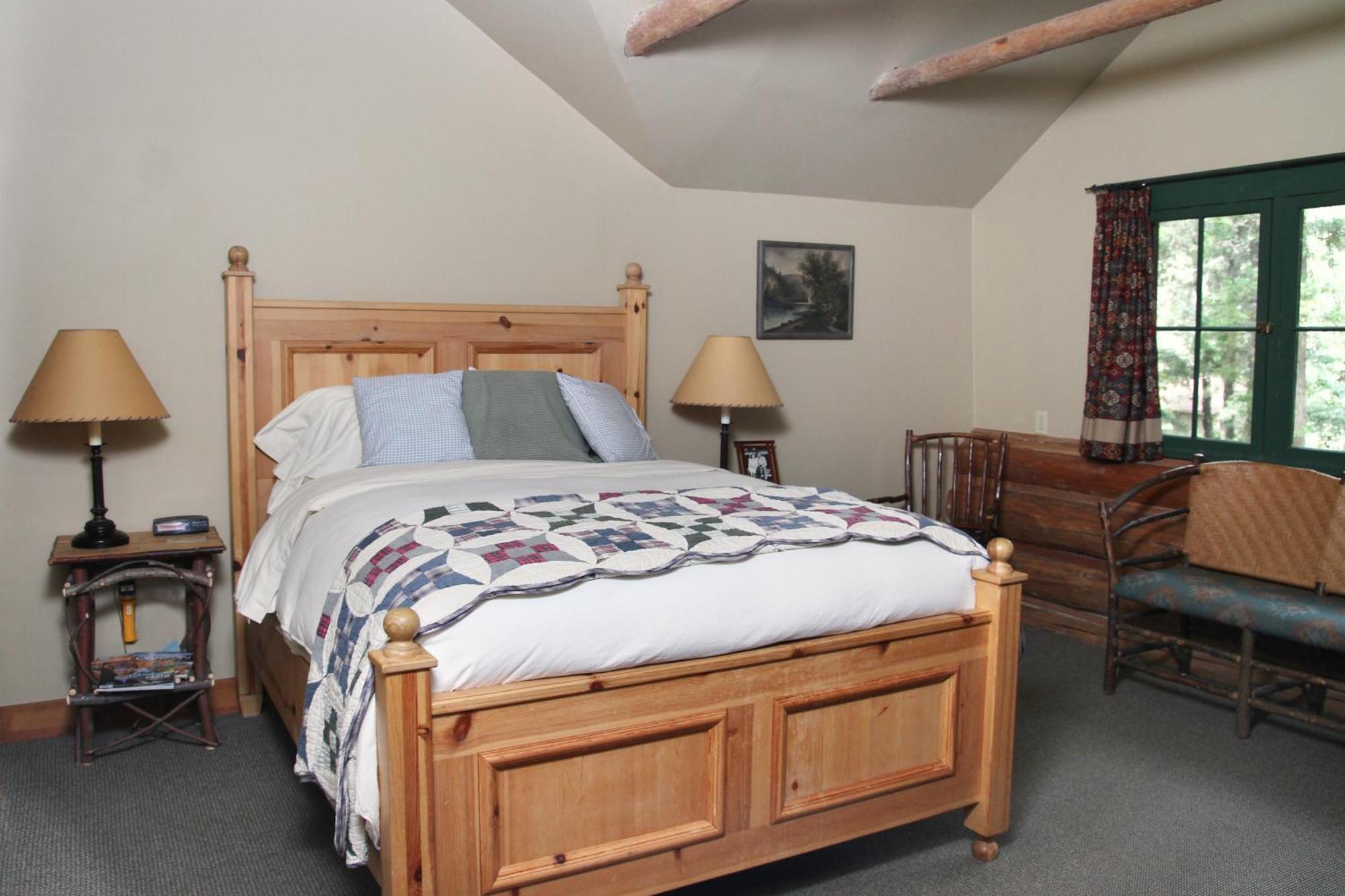 Queen Room