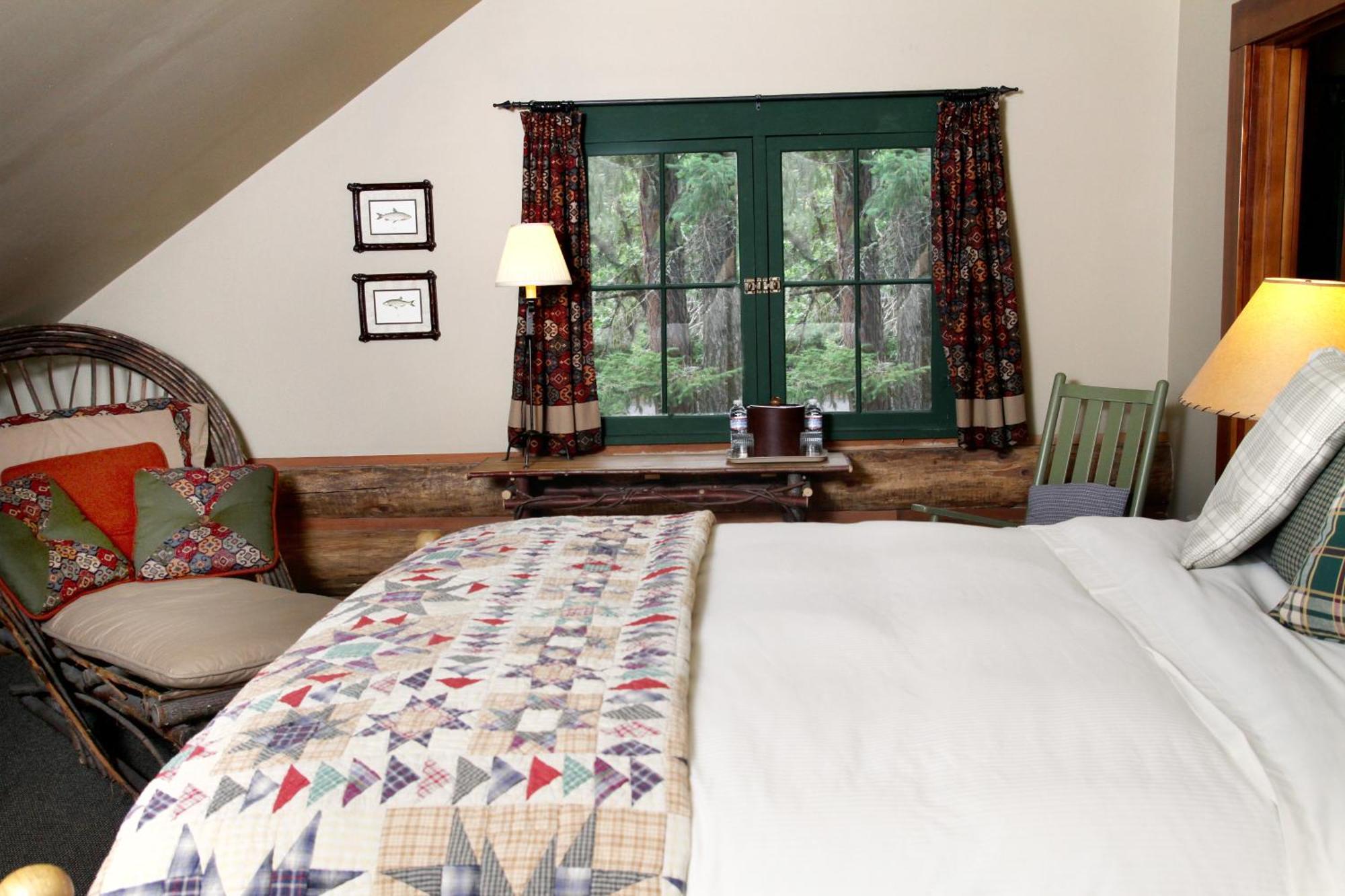 Queen Room