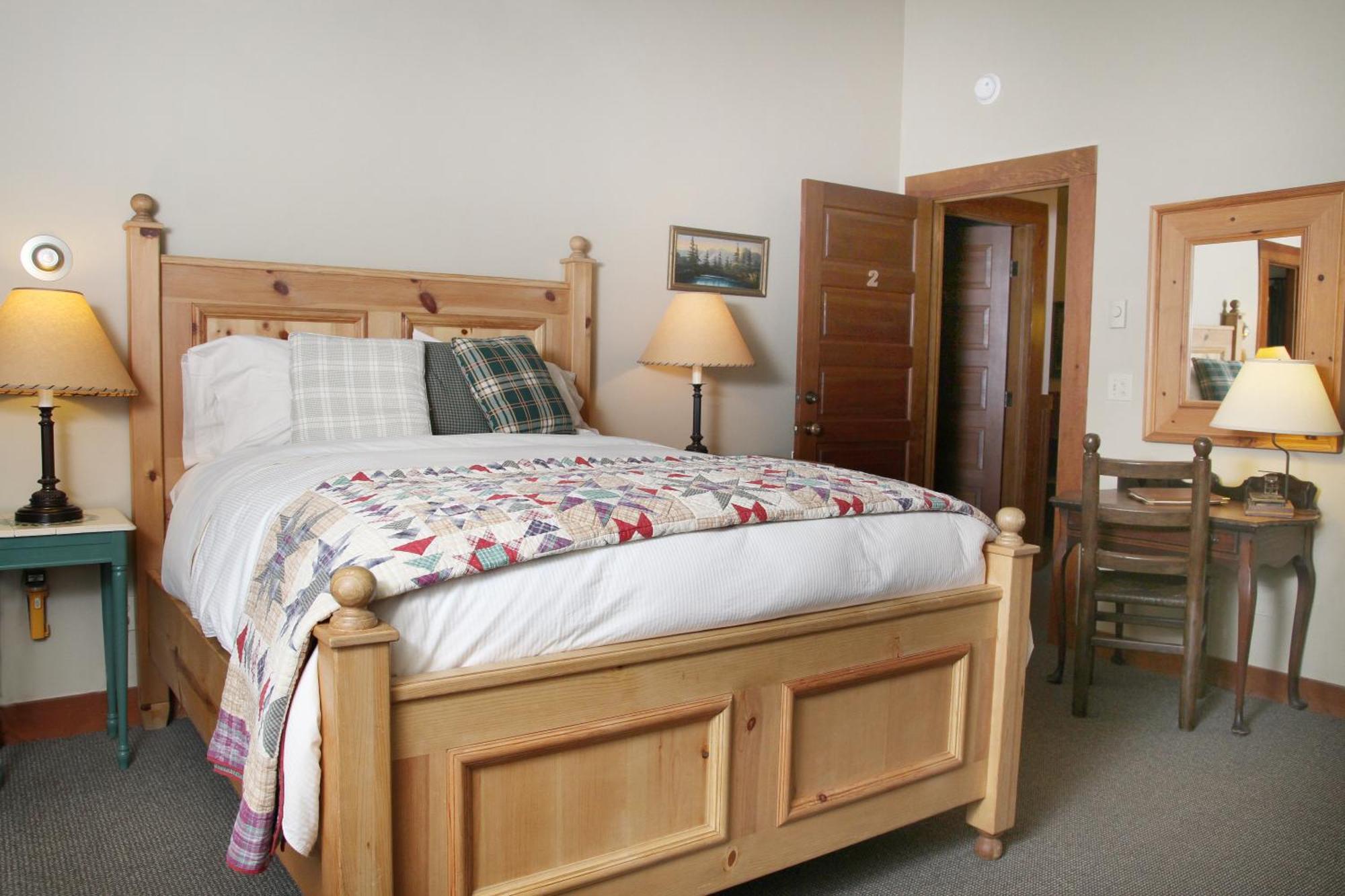 Queen Room