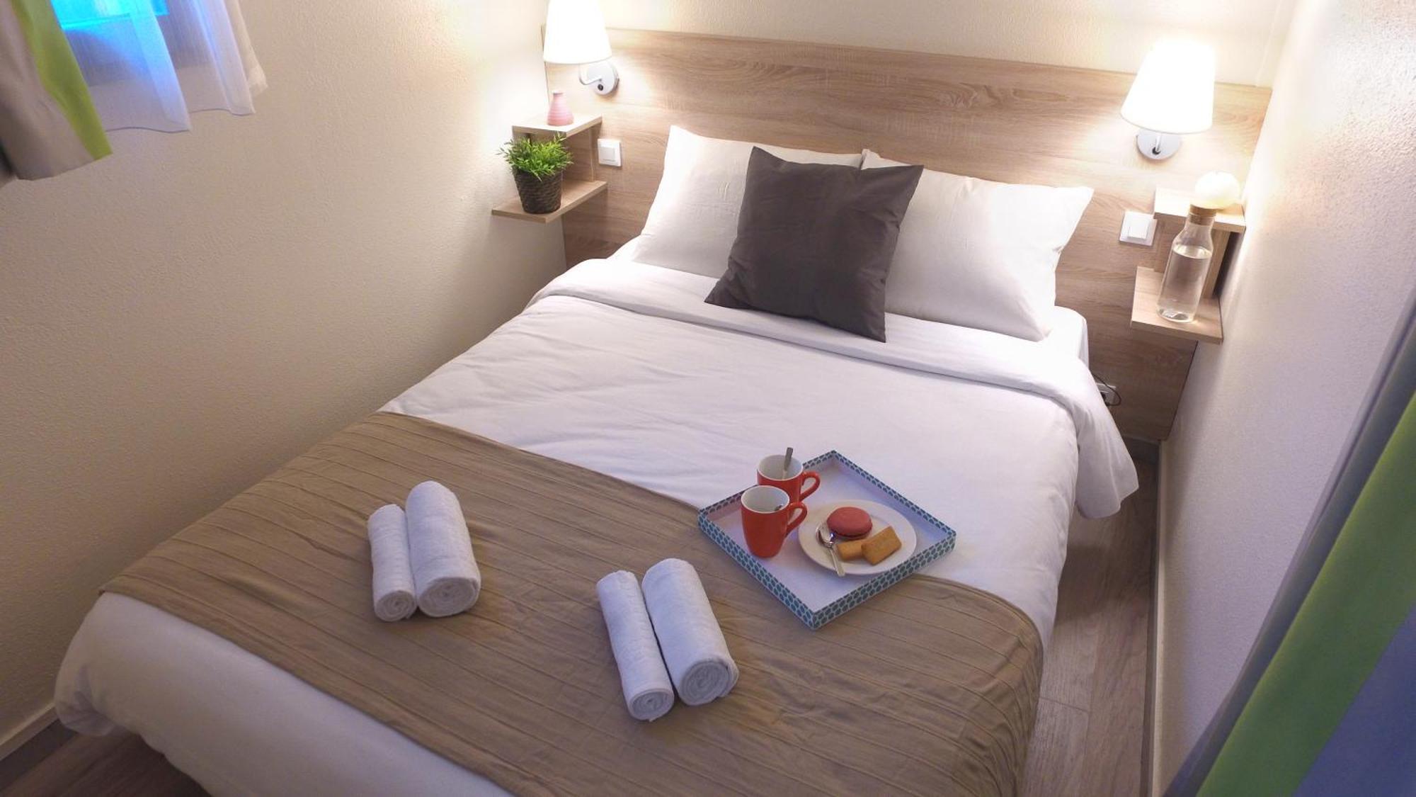 Two-Bedroom Apartment,1584675262:JPEG