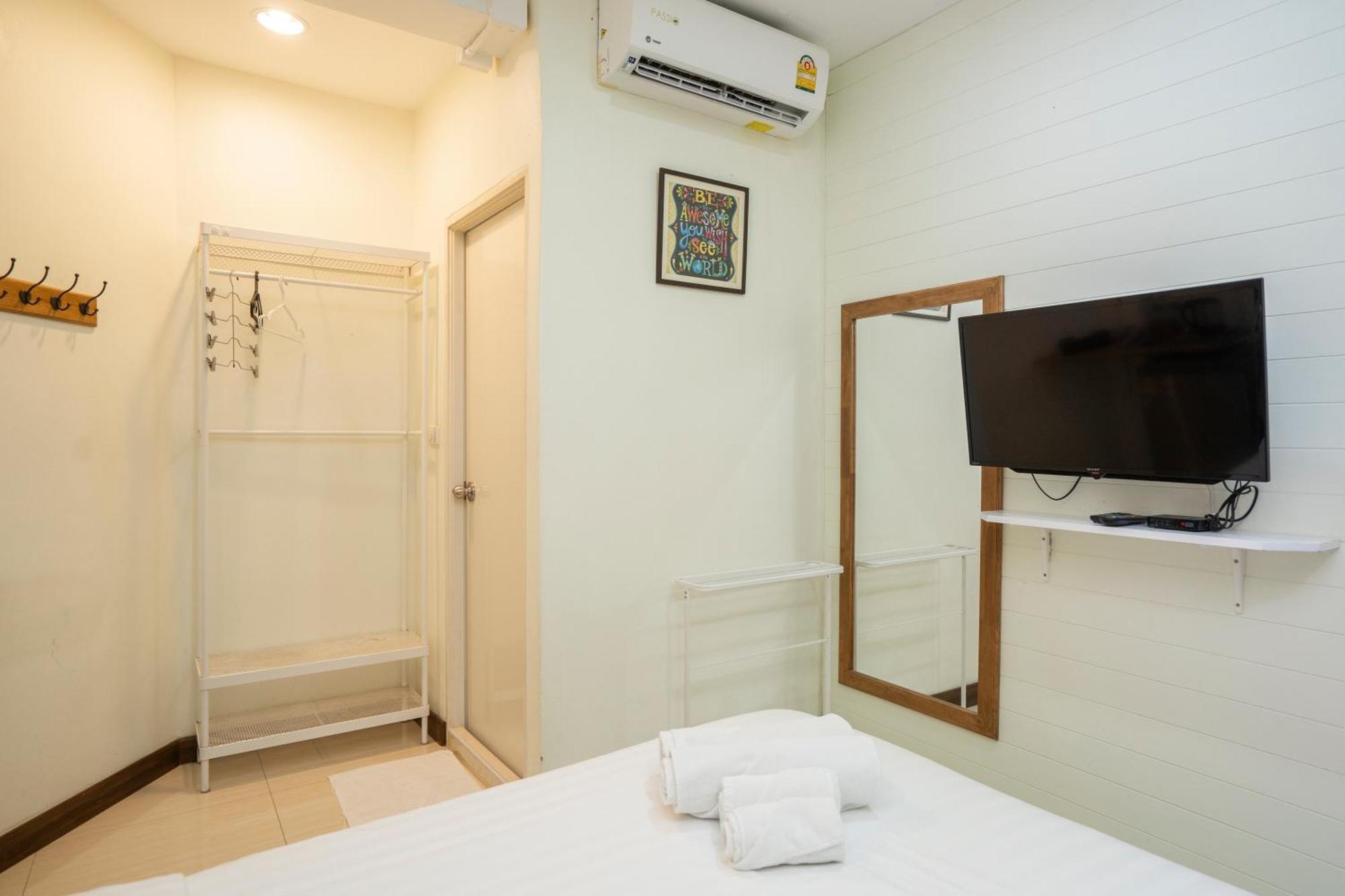 Double Room Private Bathroom