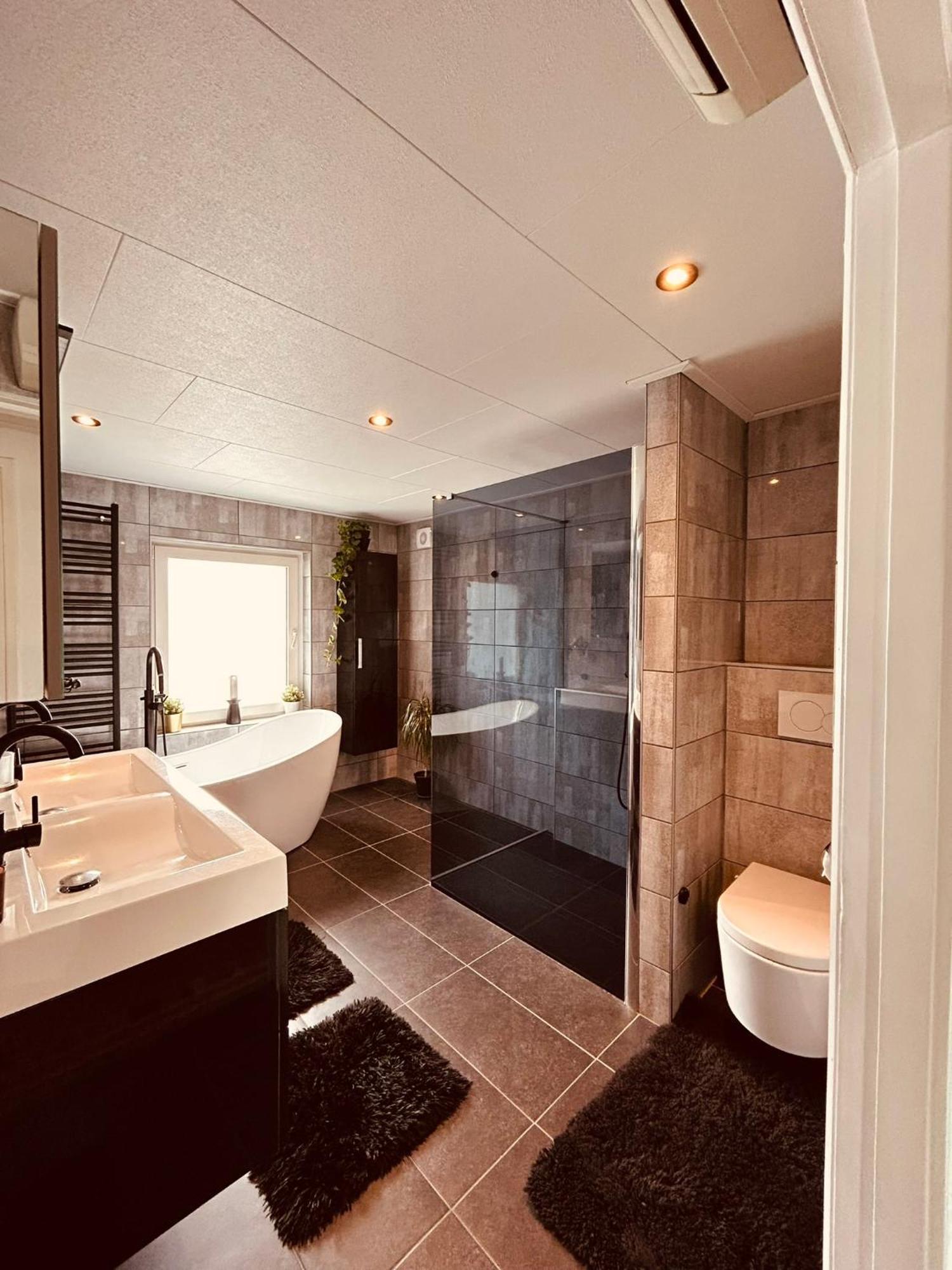 Family Room Bathroom