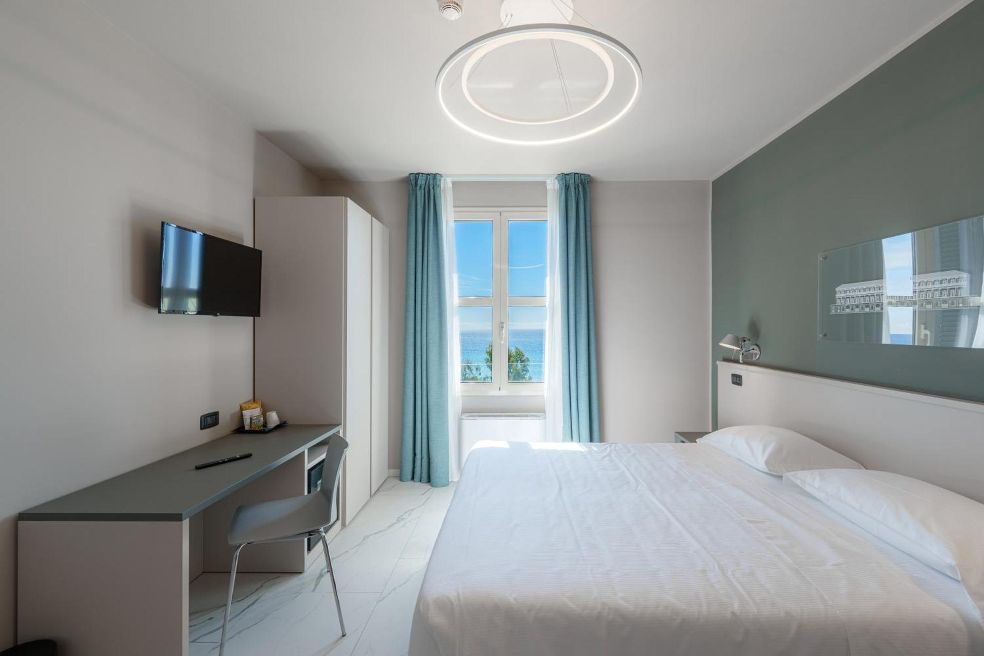Superior Double Room Main Building Sea View,1584982286:JPEG