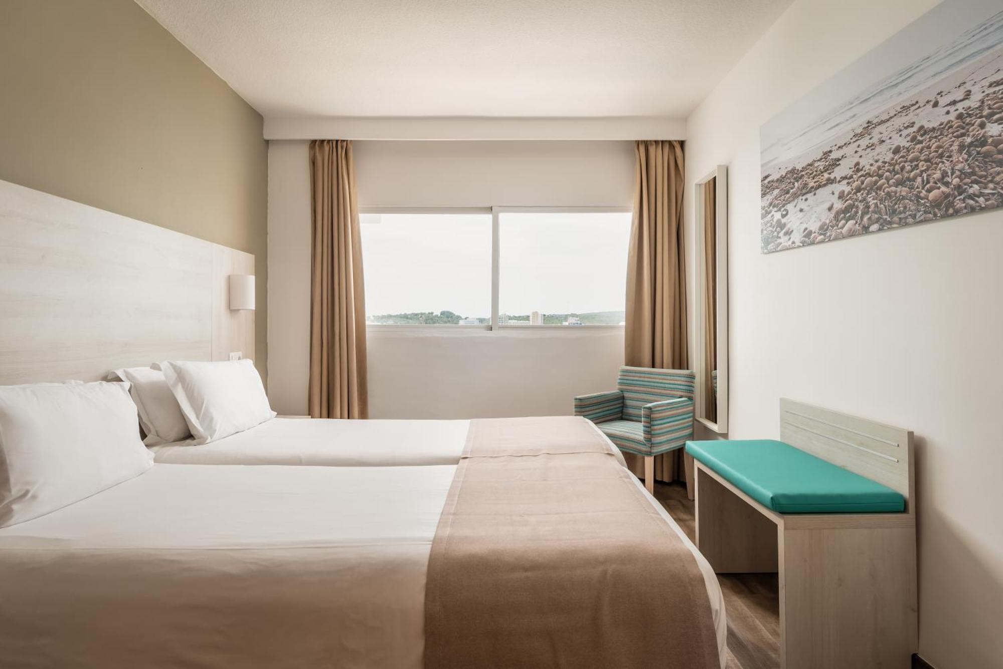 Premium One-Bedroom Apartment Sea View,1585462563:JPEG