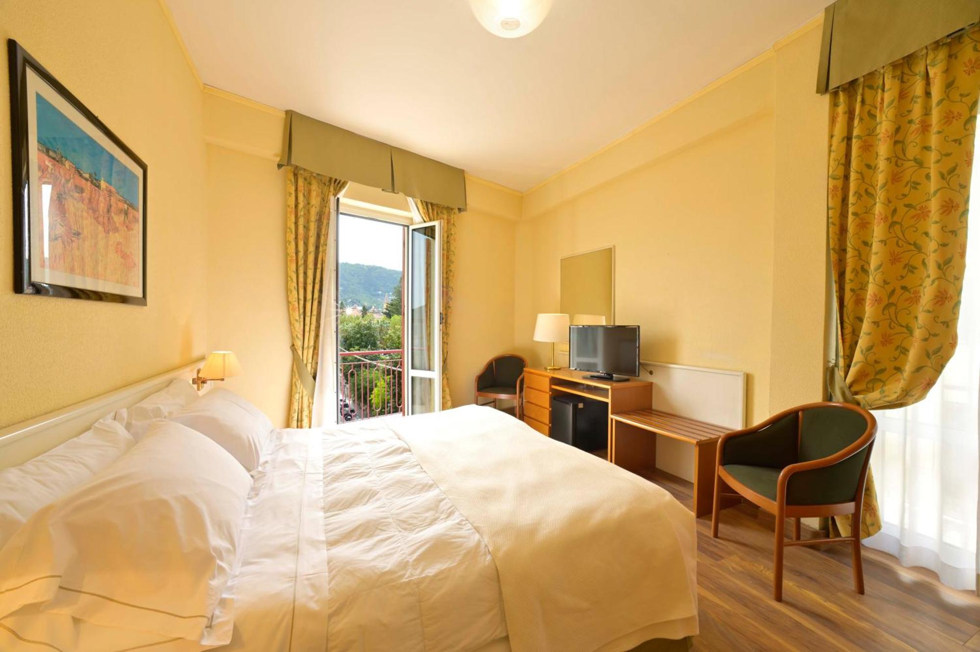 Superior Double Room,1233130121:JPEG