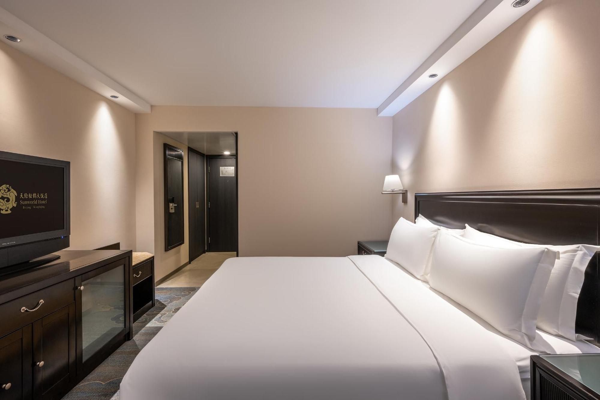 Annex Double Room soft drinks on the first only