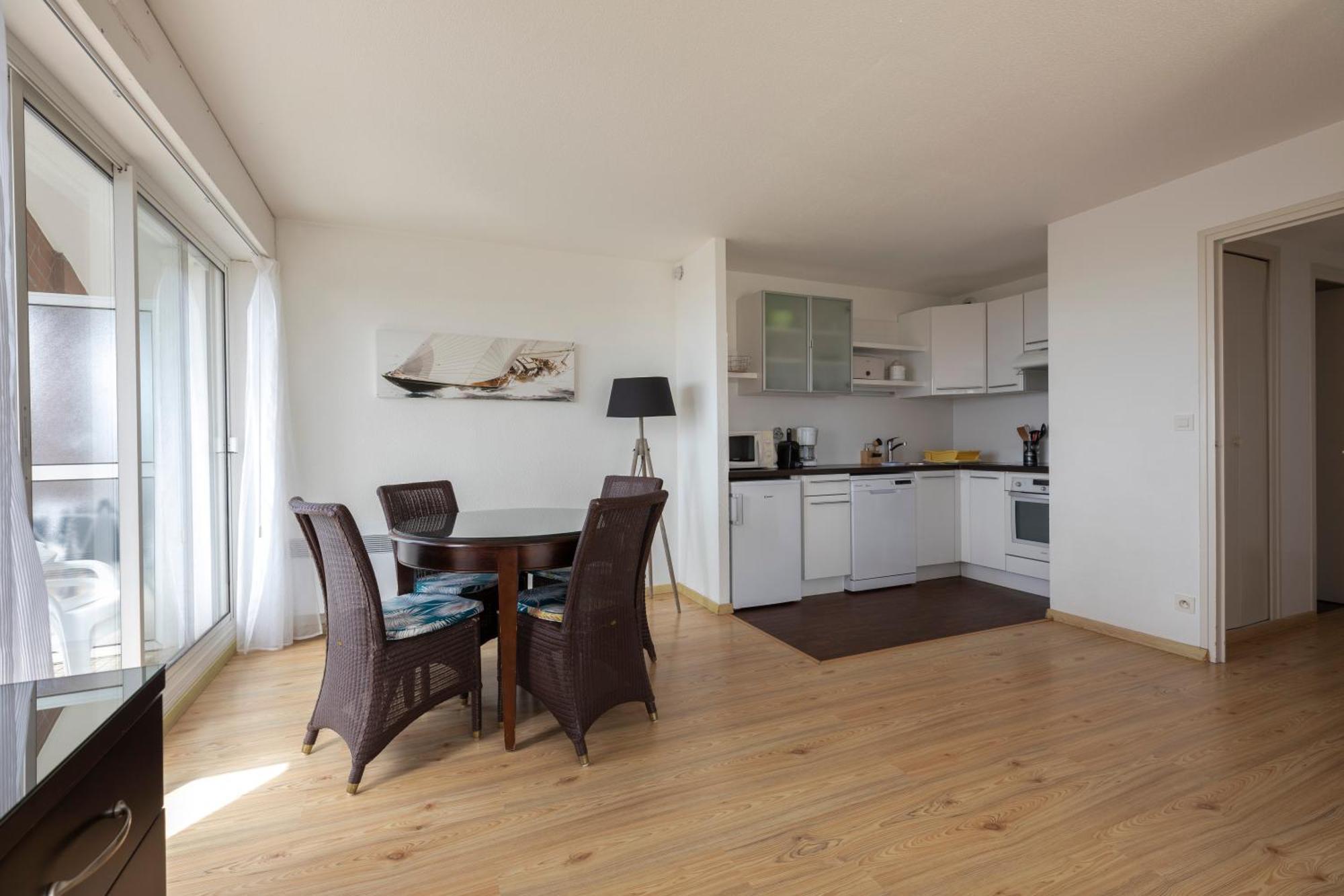 One-Bedroom Apartment Terrace